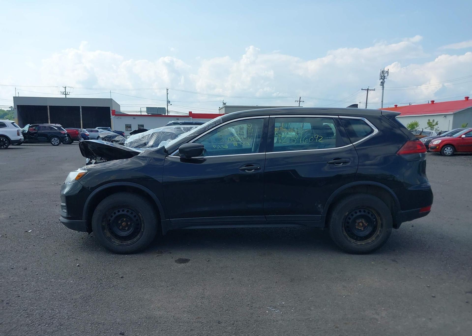 2019 NISSAN ROGUE S