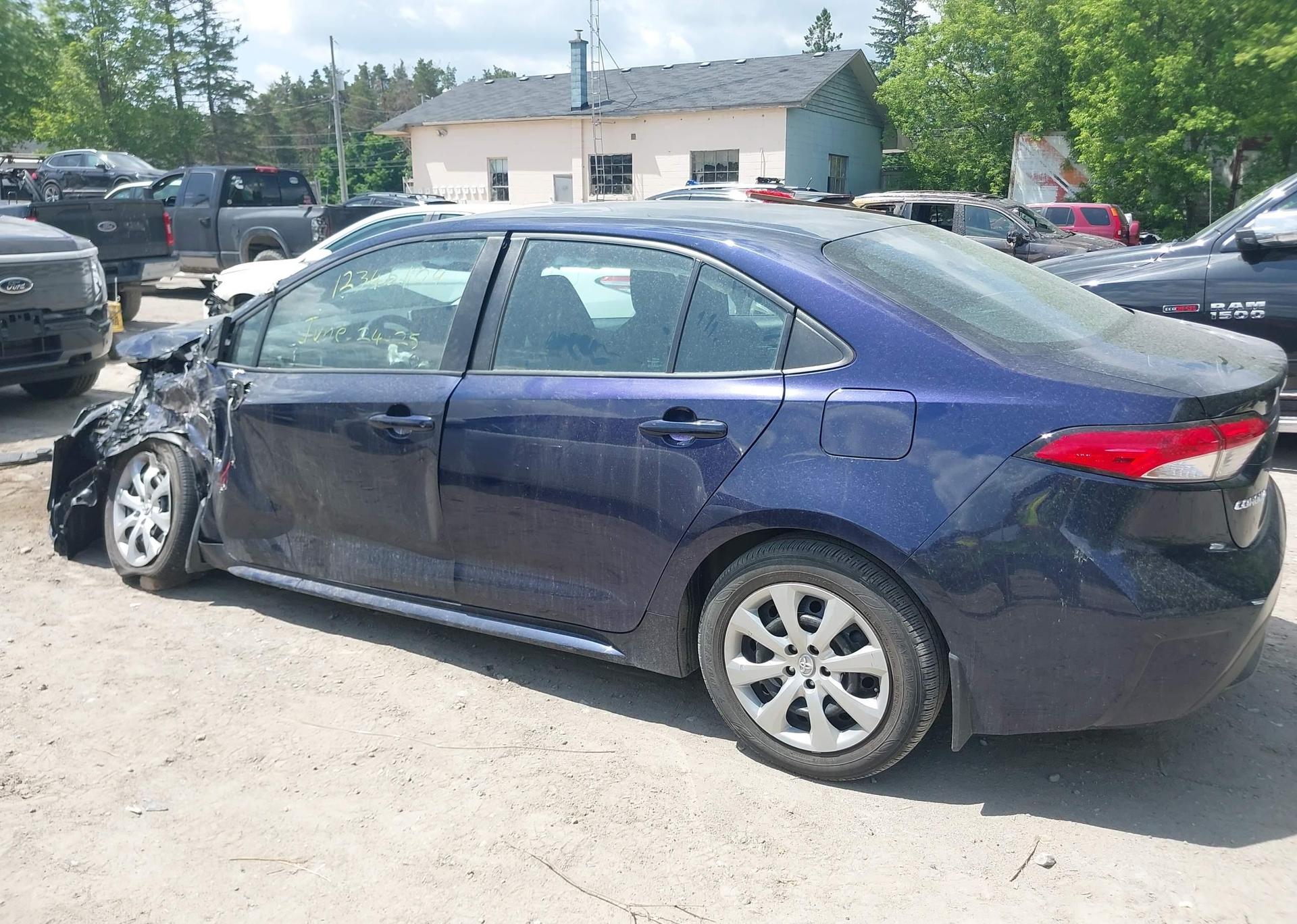 2020 TOYOTA COROLLA LE