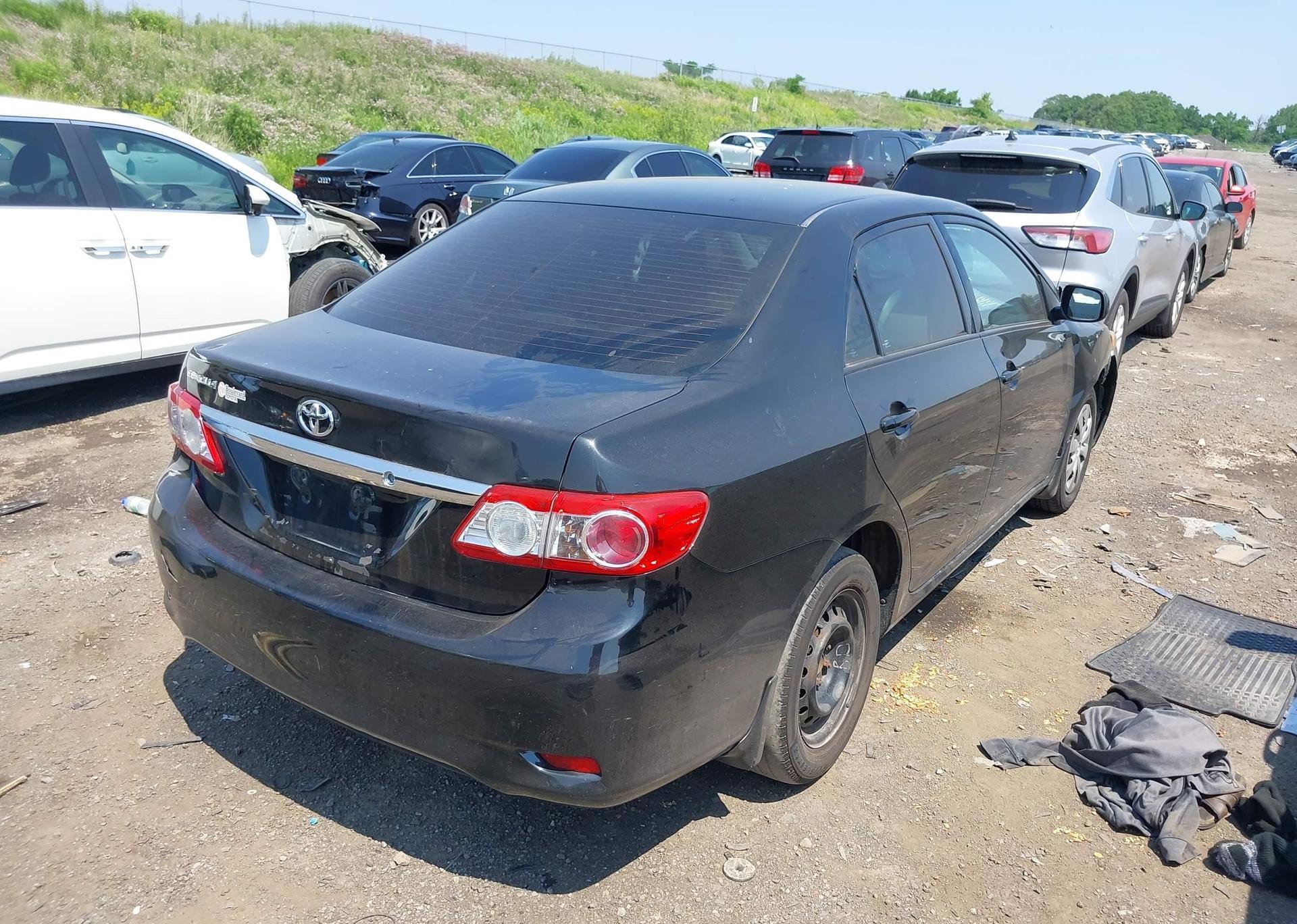 2011 TOYOTA COROLLA CE
