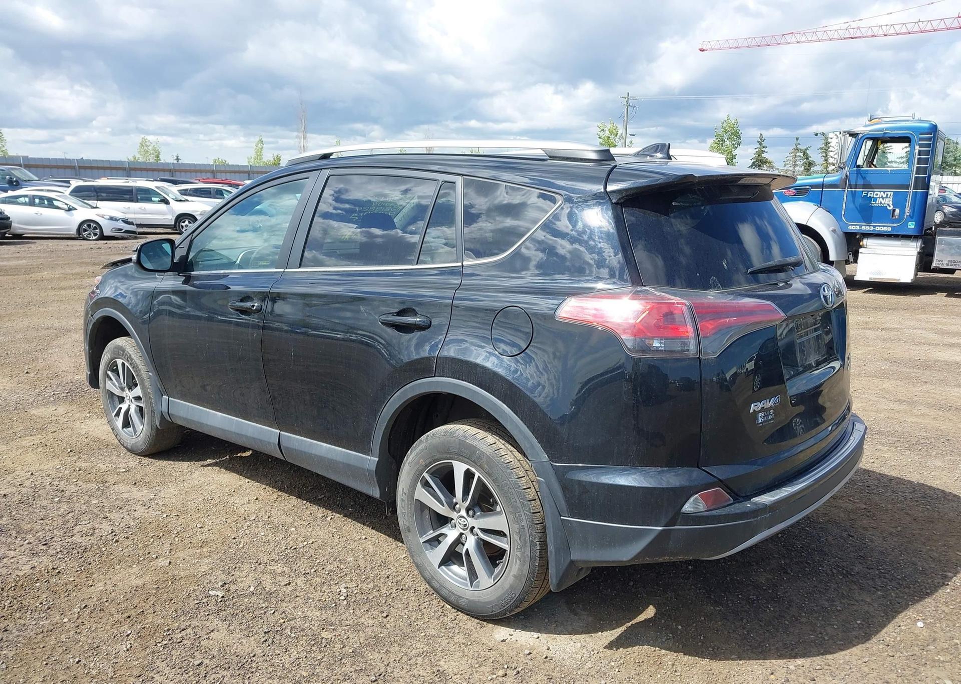 2018 TOYOTA RAV4 XLE