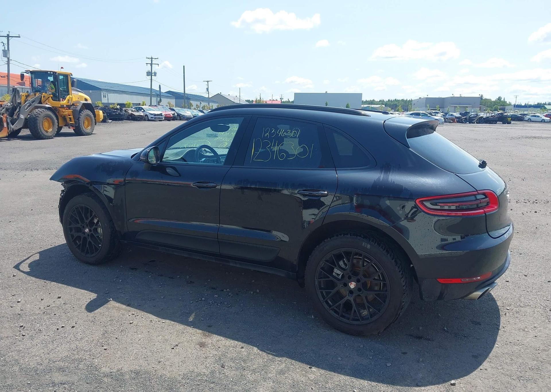 2017 PORSCHE MACAN S