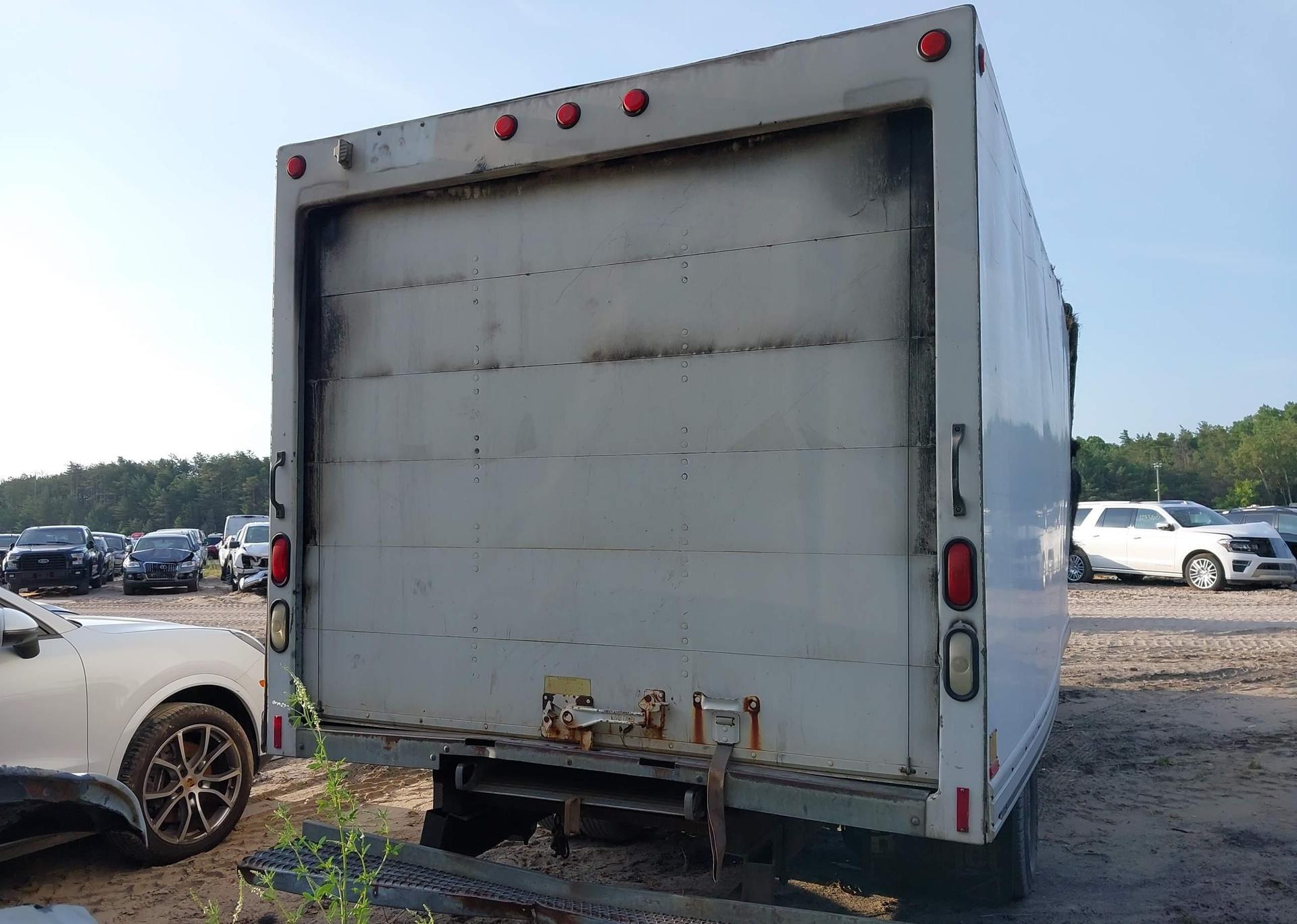 2005 FORD ECONOLINE E350 SUPER DUTY CTWAY VAN