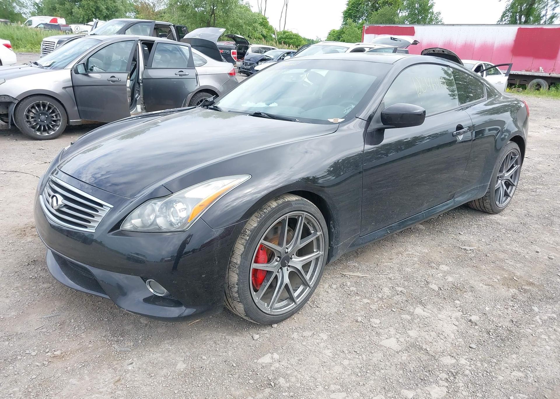 2013 INFINITI G37