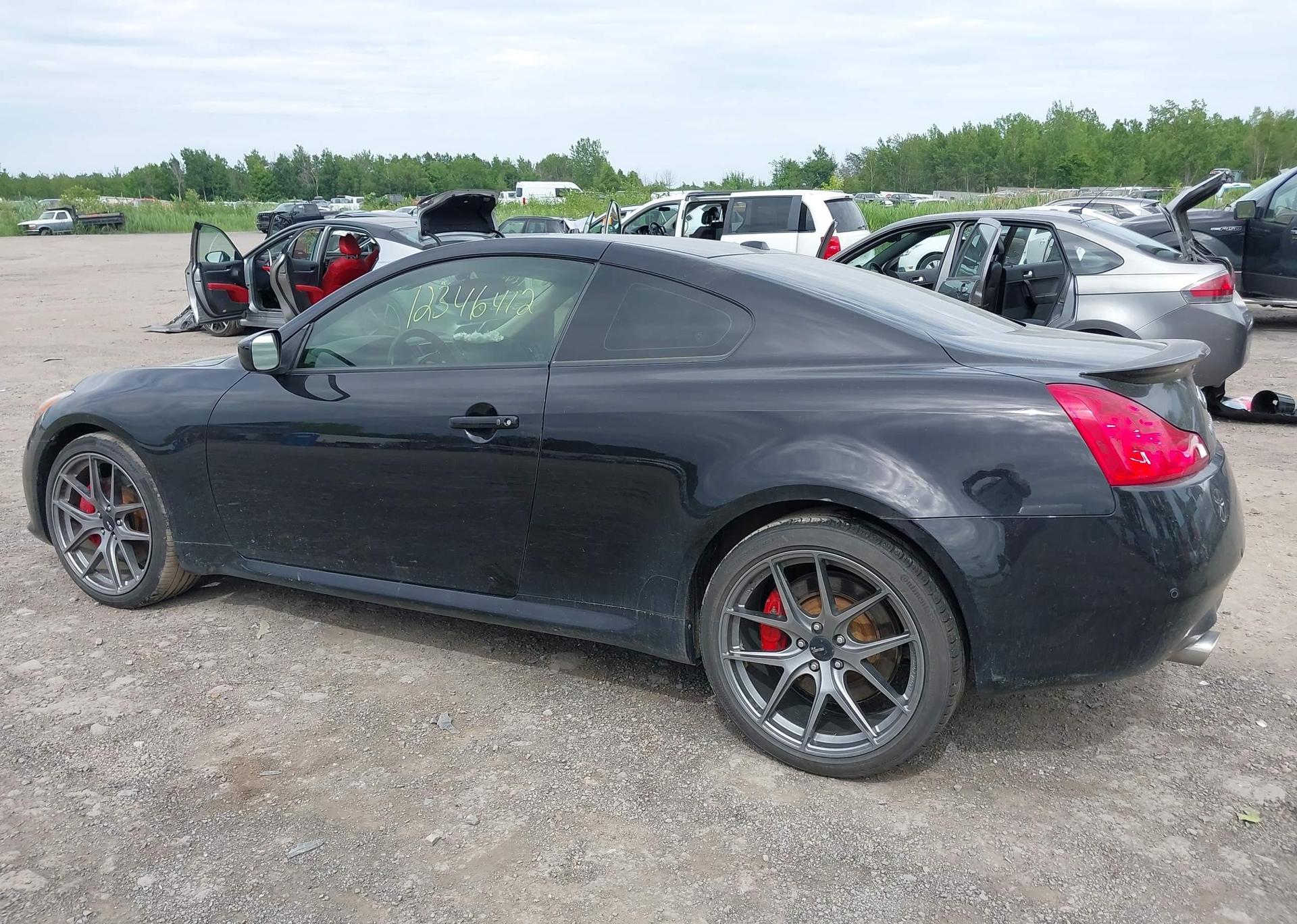 2013 INFINITI G37
