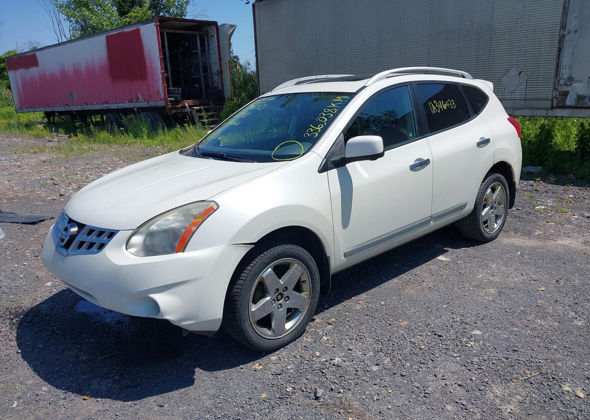 2012 NISSAN ROGUE S