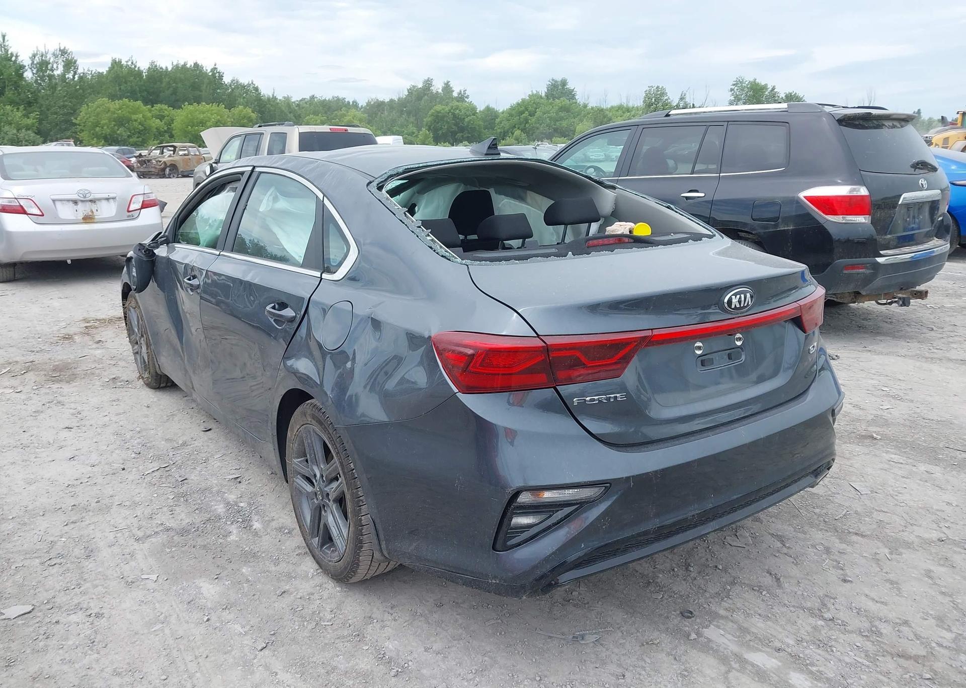 2021 KIA FORTE EX