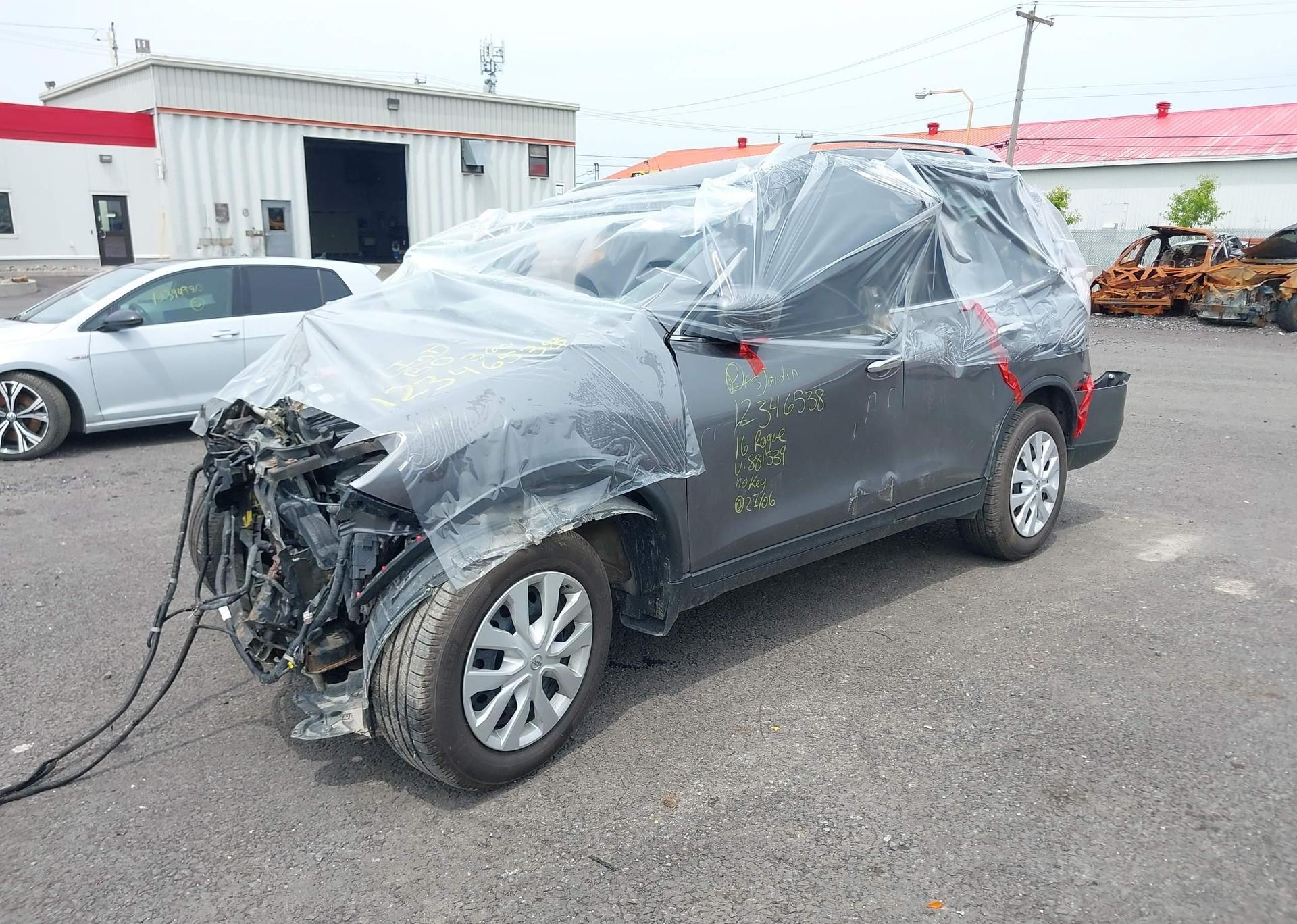 2016 NISSAN ROGUE S