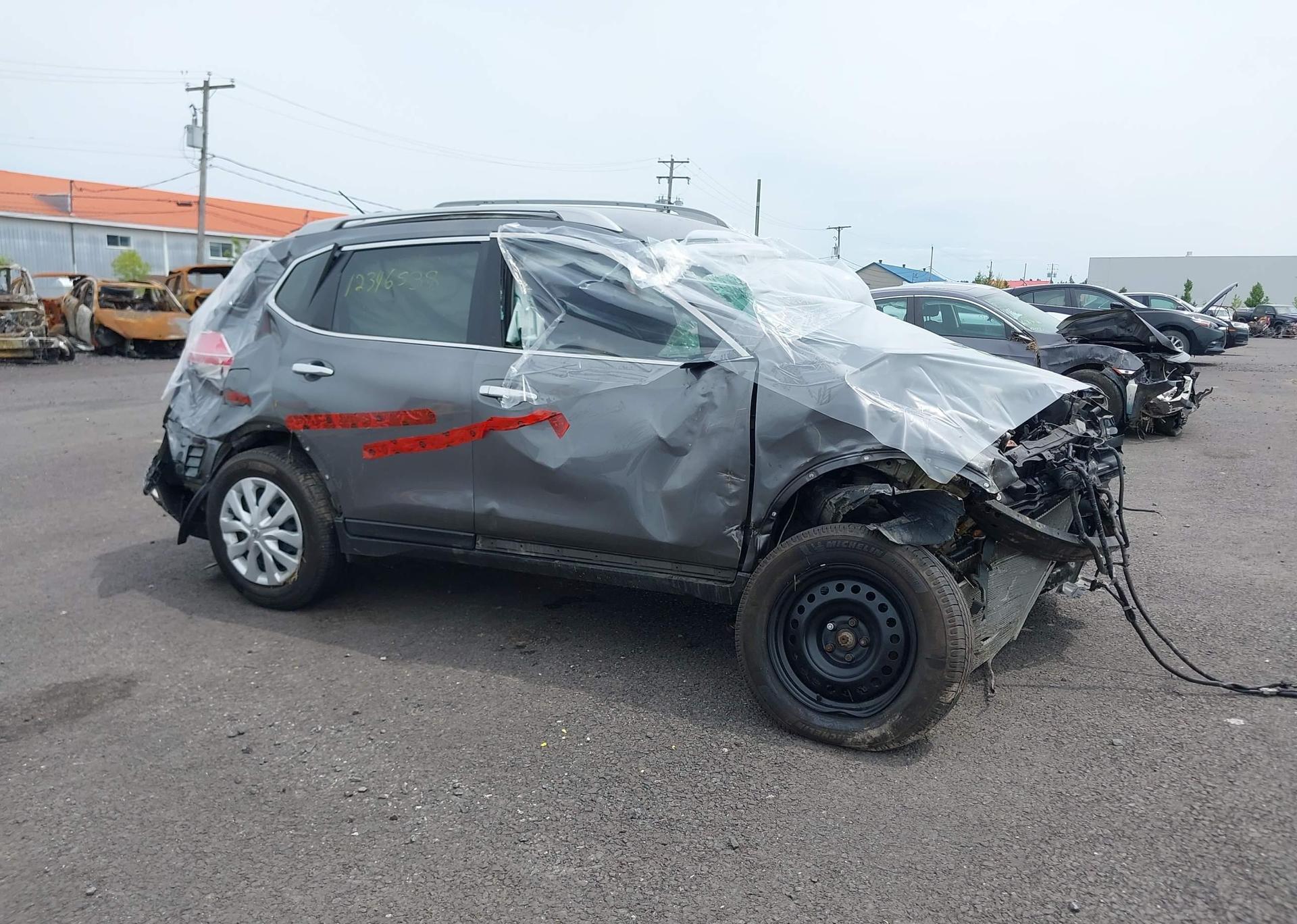 2016 NISSAN ROGUE S