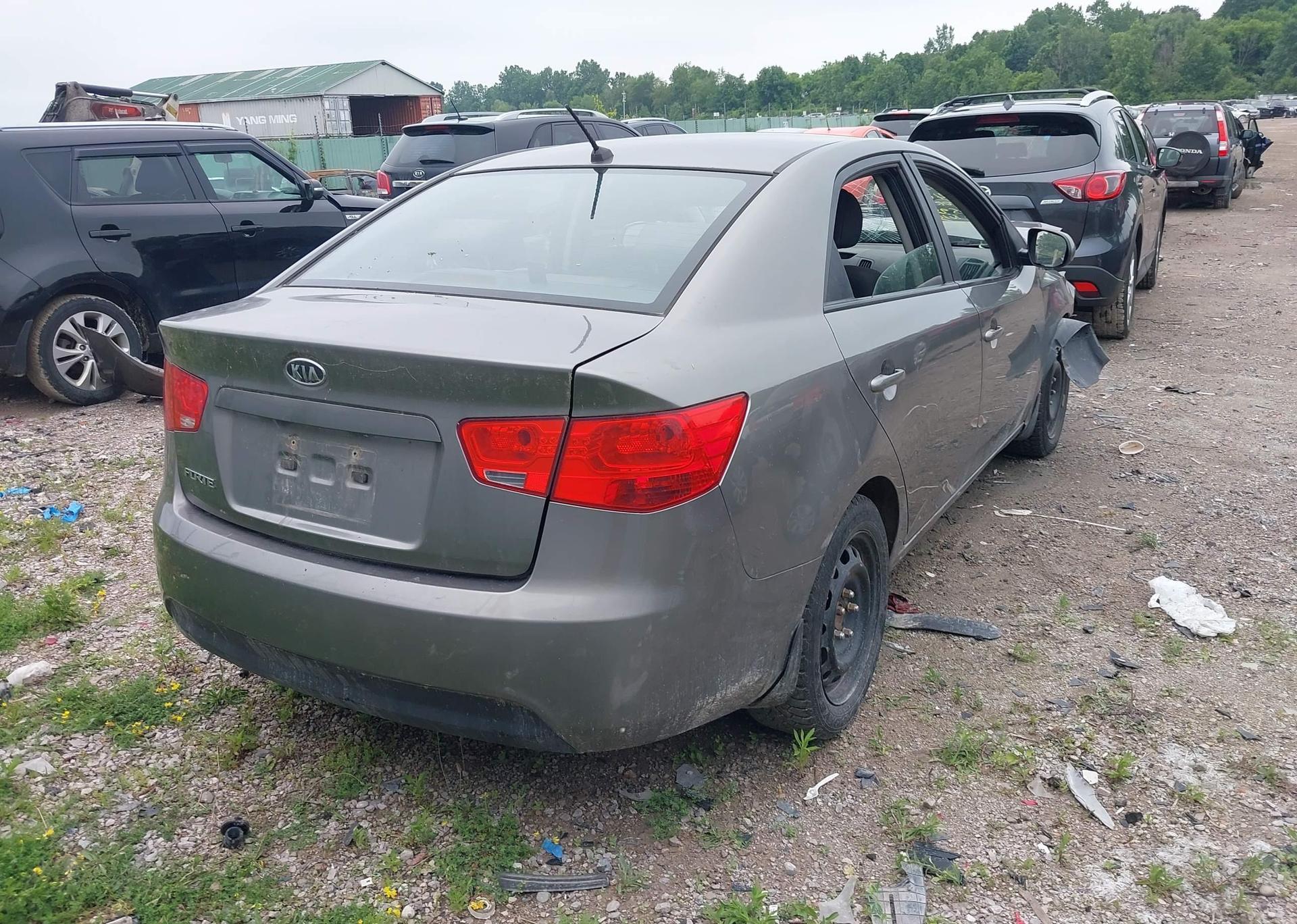 2012 KIA FORTE 2.0L LX