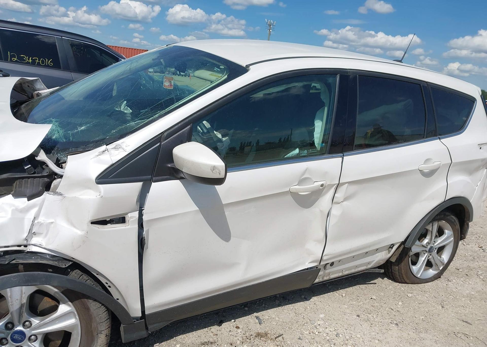 2014 FORD ESCAPE SE