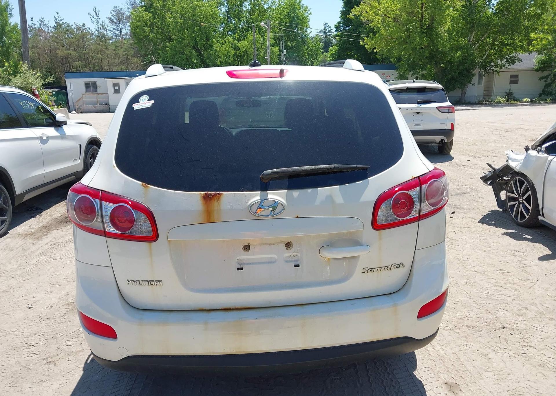 2011 HYUNDAI SANTA FE