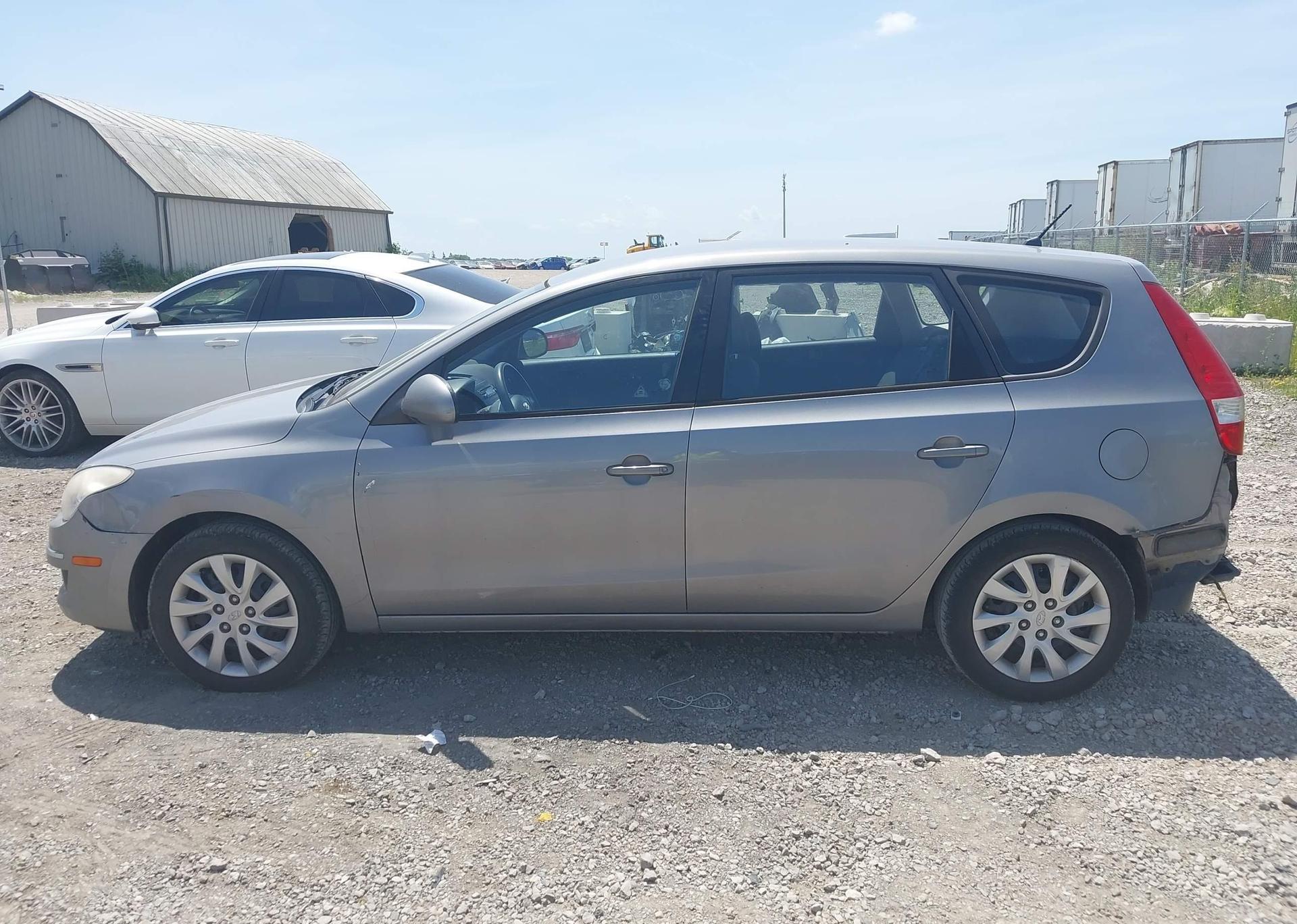 2011 HYUNDAI ELANTRA TOURING GLS