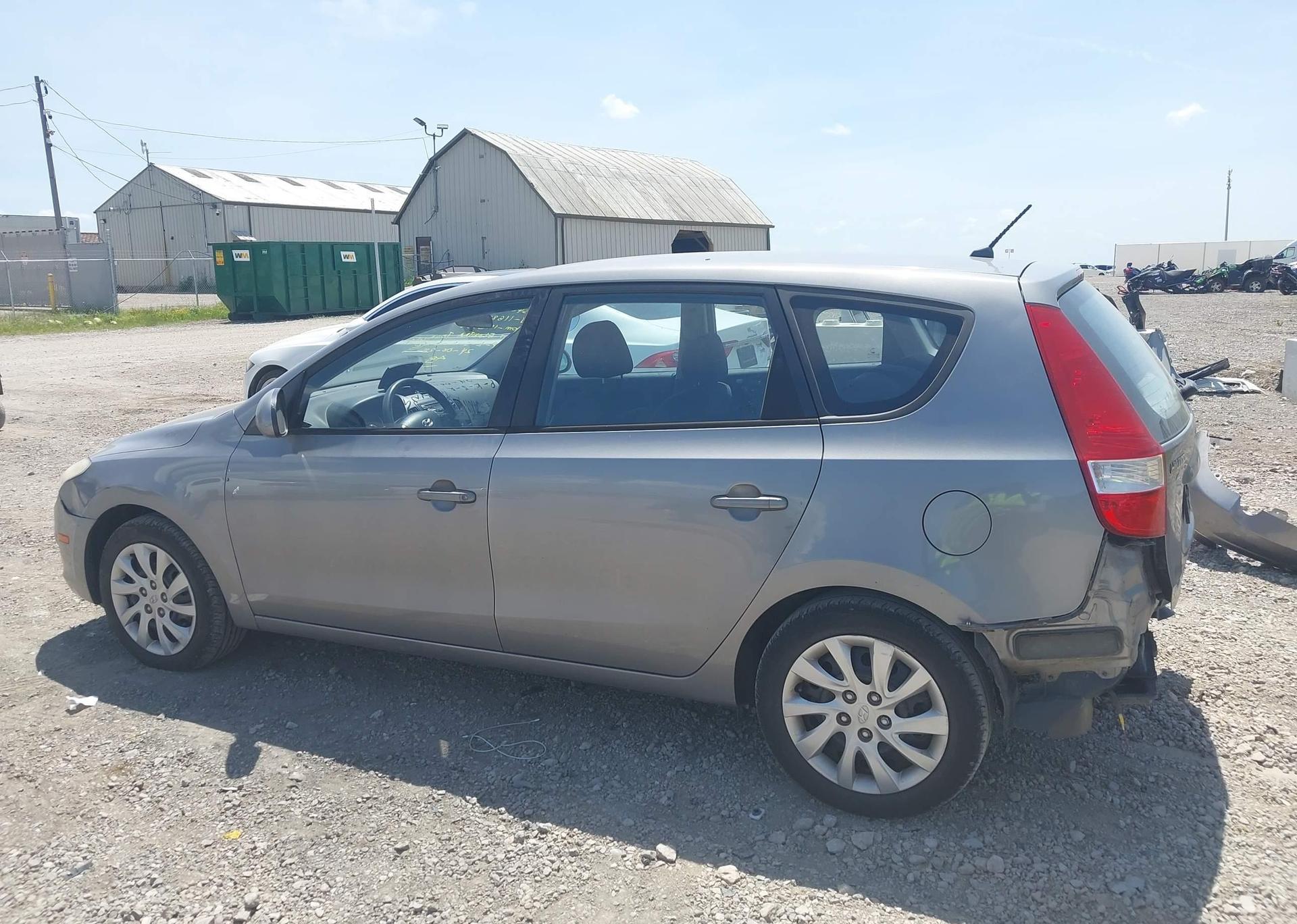 2011 HYUNDAI ELANTRA TOURING GLS