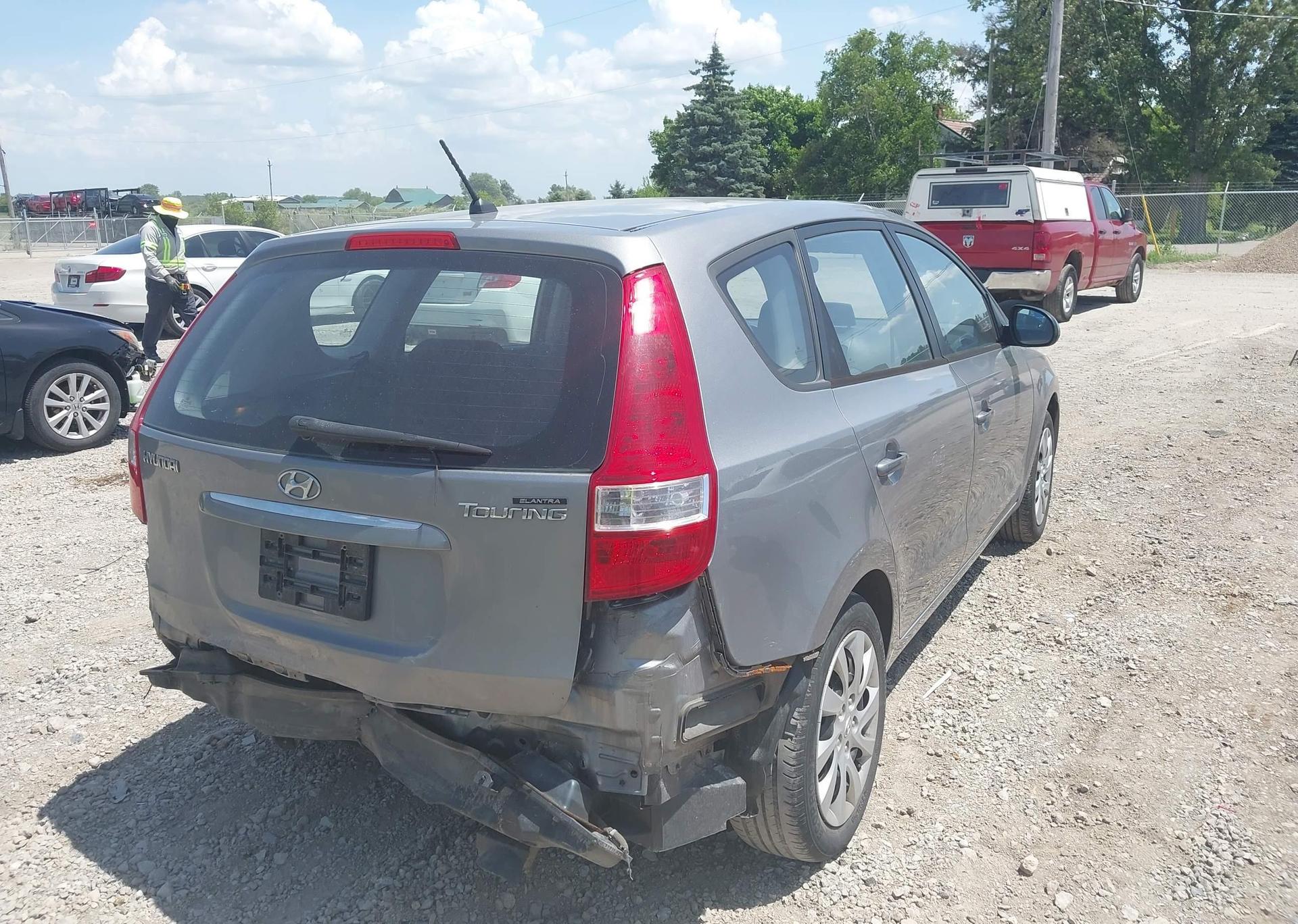2011 HYUNDAI ELANTRA TOURING GLS
