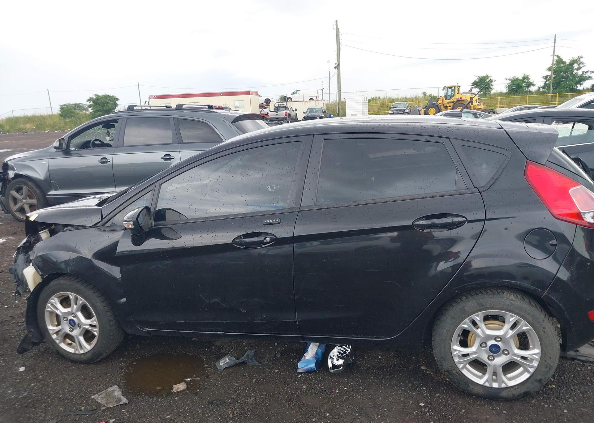 2014 FORD FIESTA SE