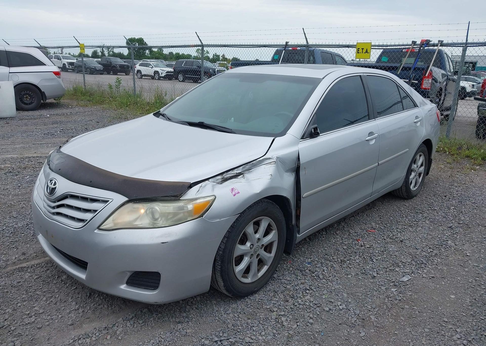 2010 TOYOTA CAMRY LE