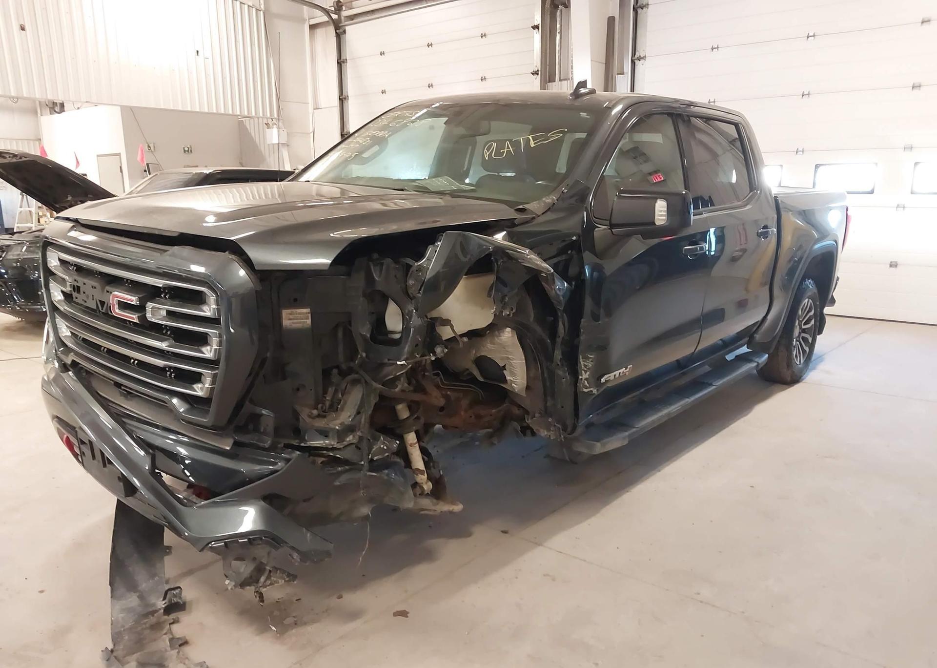 2021 GMC SIERRA K1500 AT4