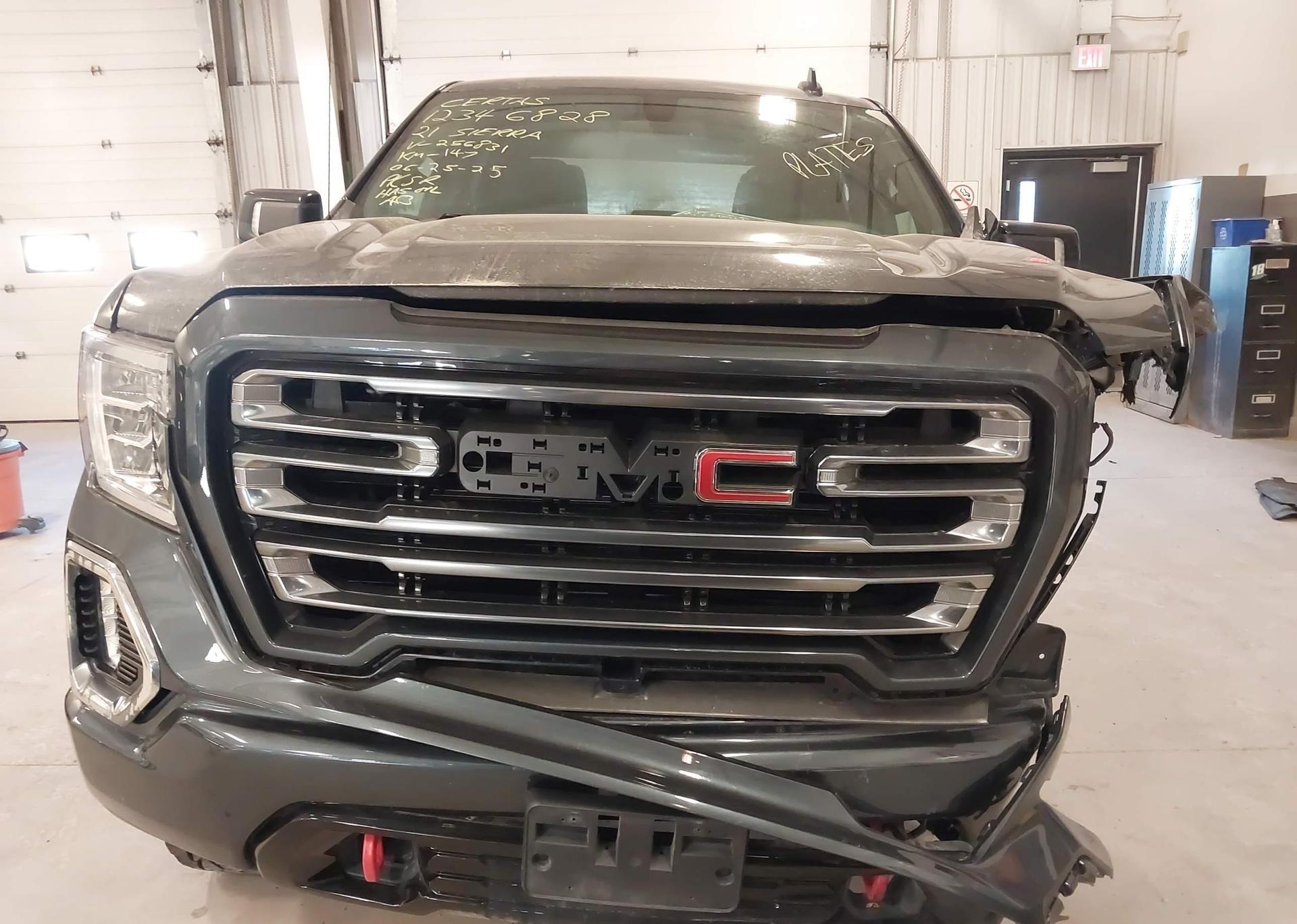 2021 GMC SIERRA K1500 AT4