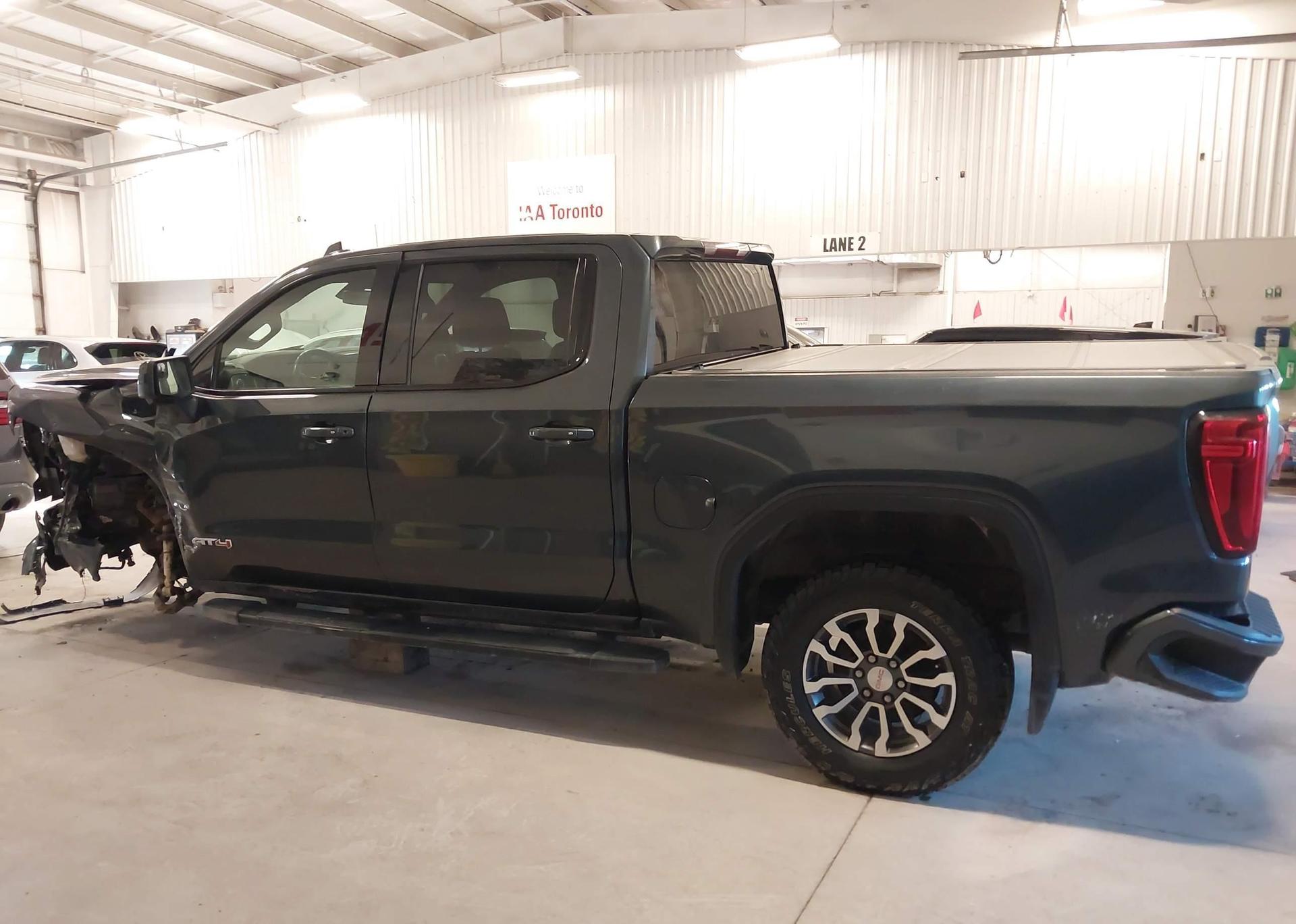 2021 GMC SIERRA K1500 AT4