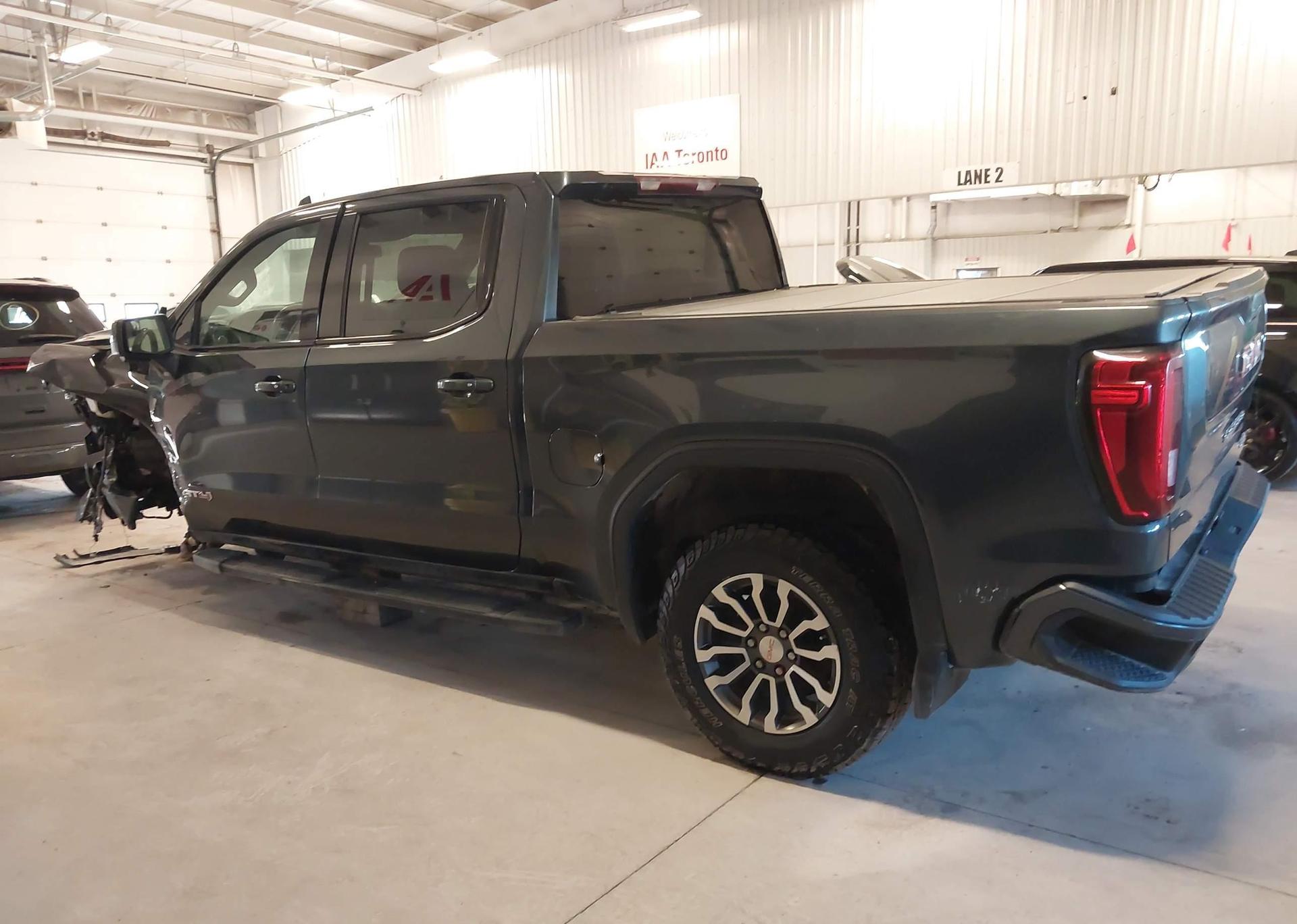 2021 GMC SIERRA K1500 AT4