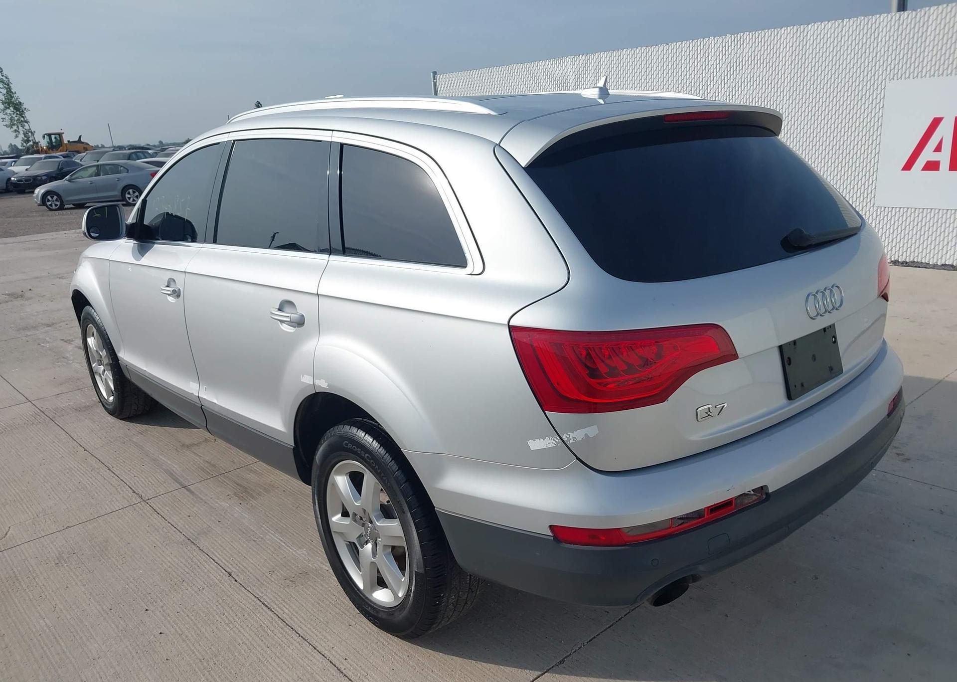 2011 AUDI Q7 3.0T PREMIUM