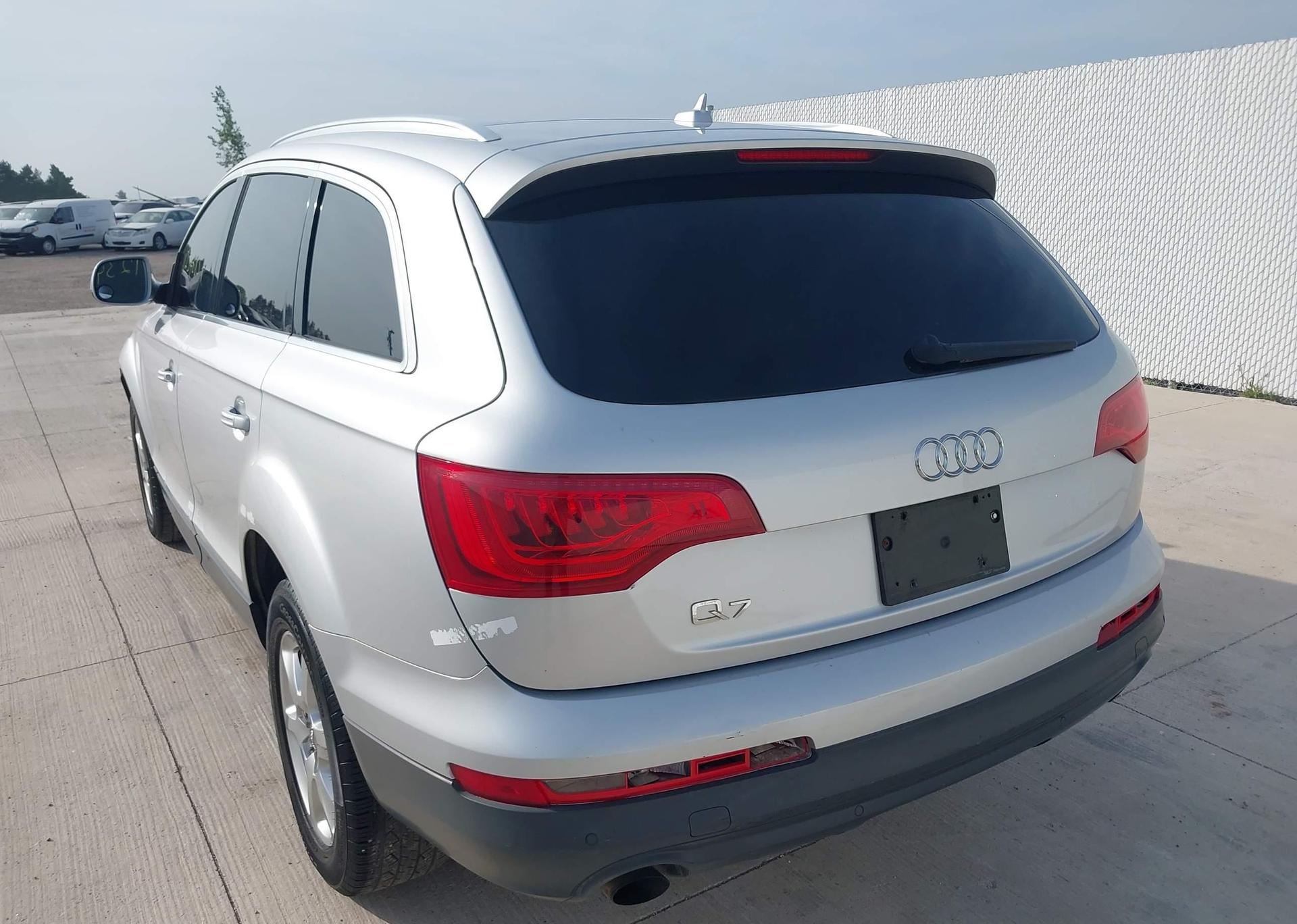 2011 AUDI Q7 3.0T PREMIUM