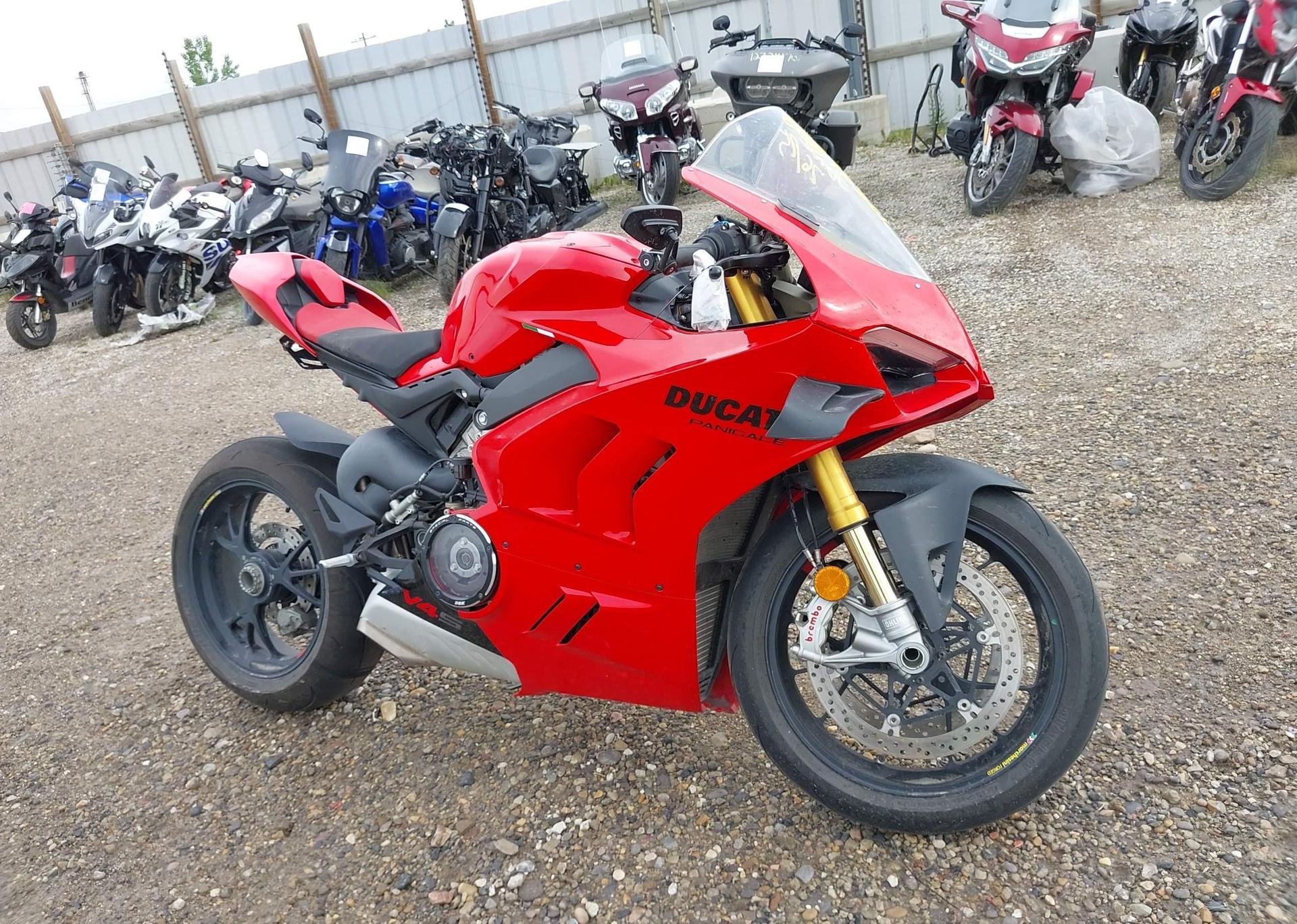 2023 DUCATI PANIGALE V4S