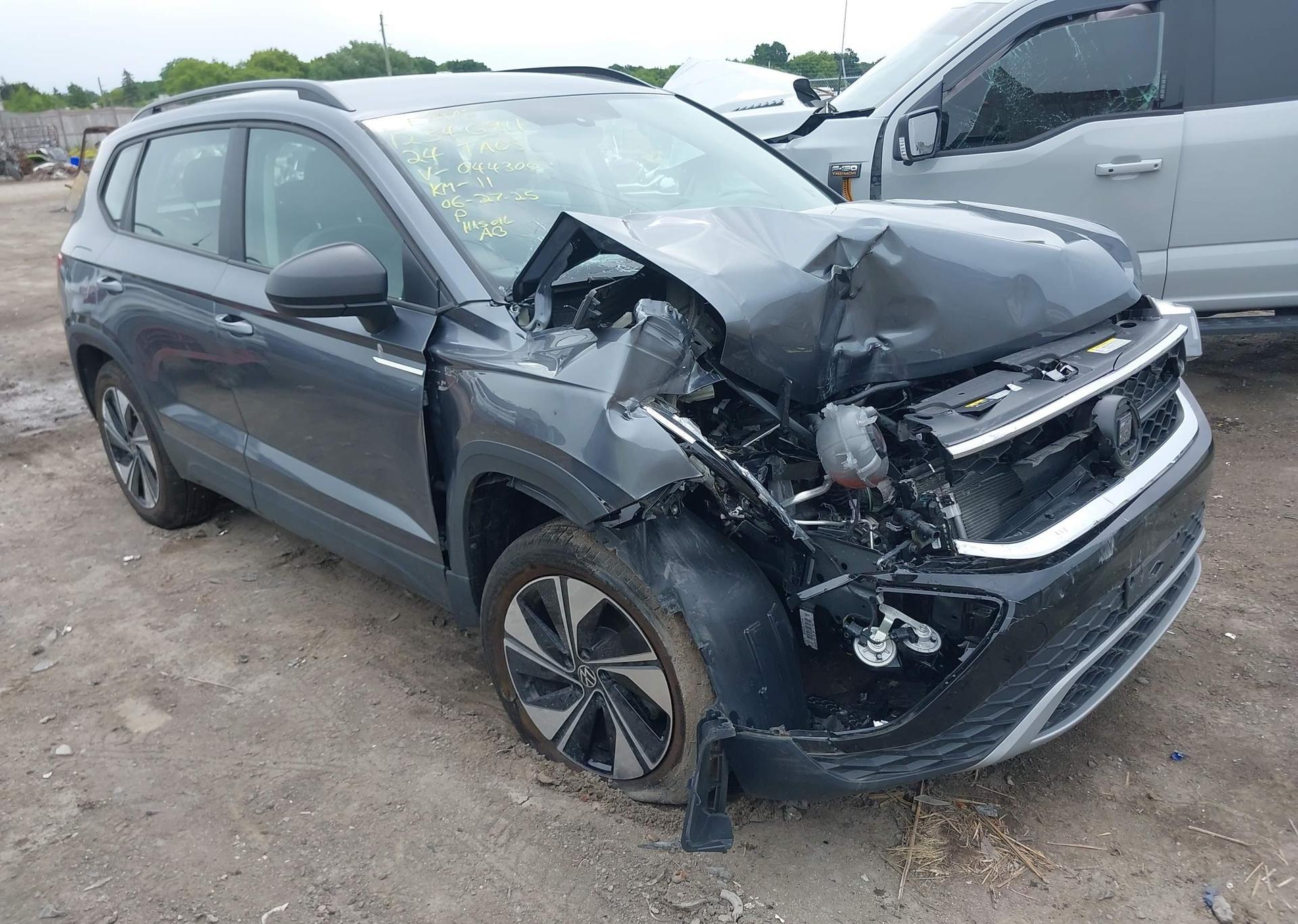 2024 VOLKSWAGEN TAOS TRENDLINE