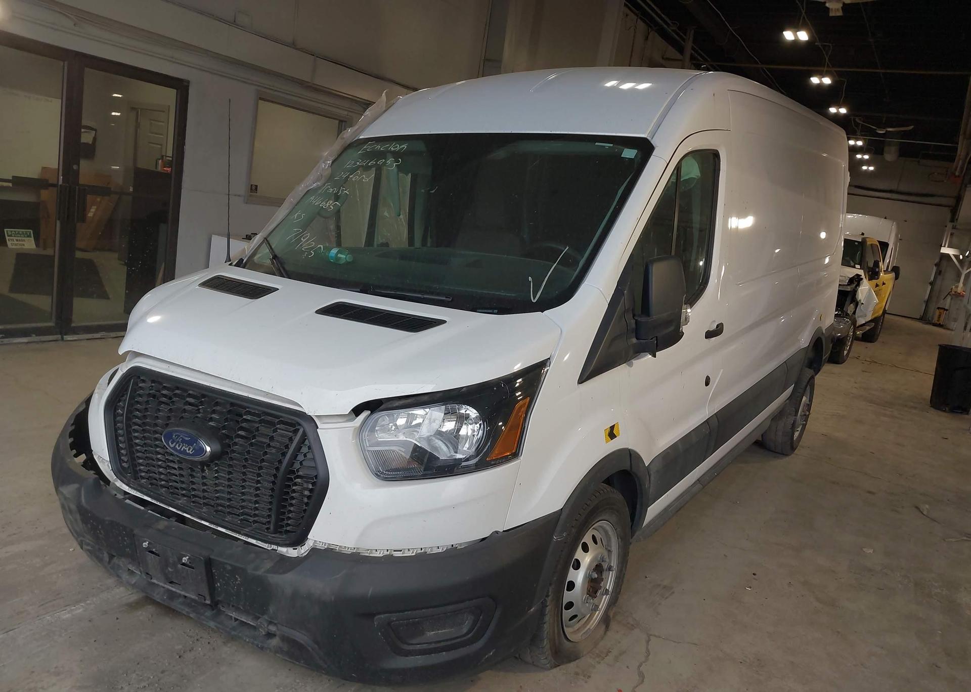 2024 FORD transit t-250