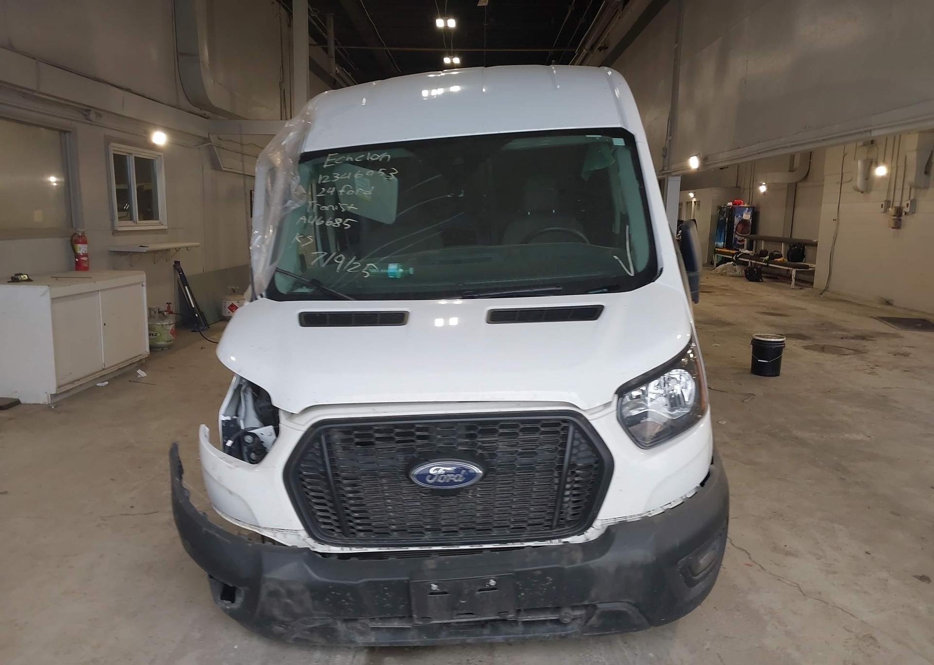 2024 FORD transit t-250