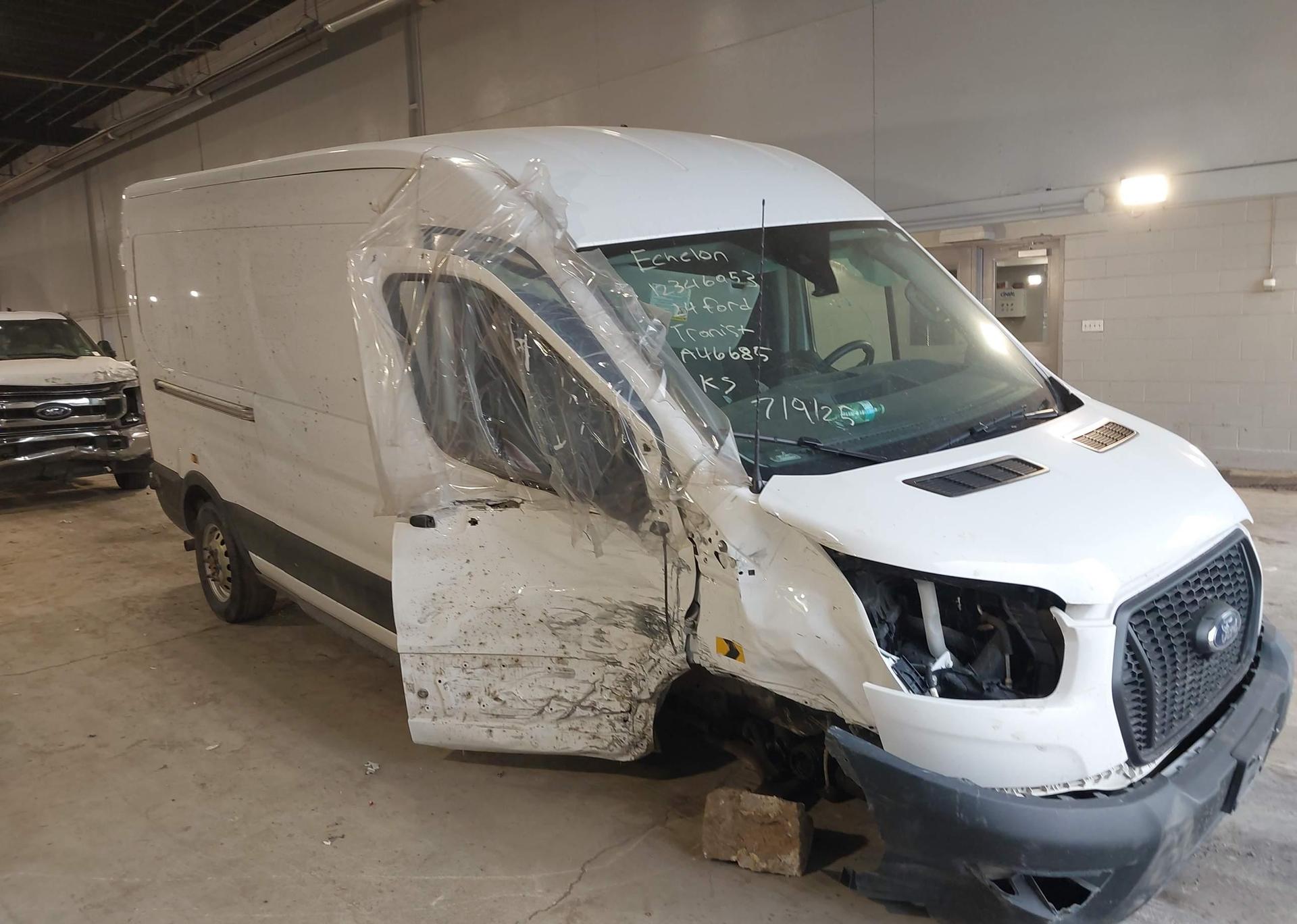 2024 FORD transit t-250