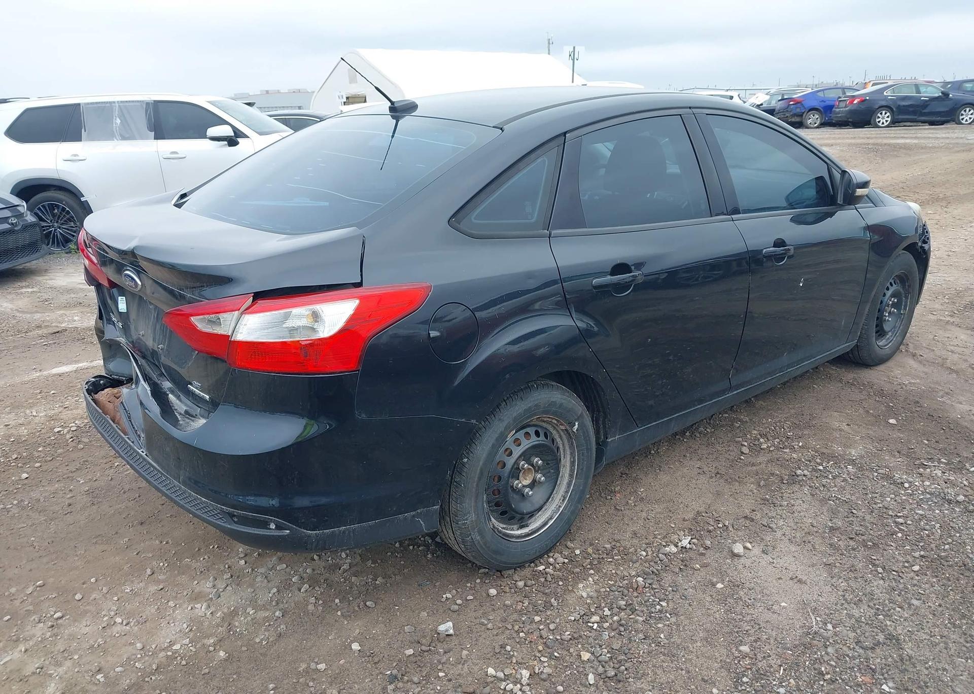 2013 FORD FOCUS SE