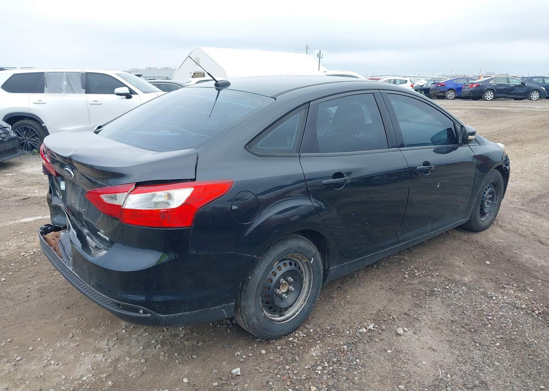 2013 FORD FOCUS SE