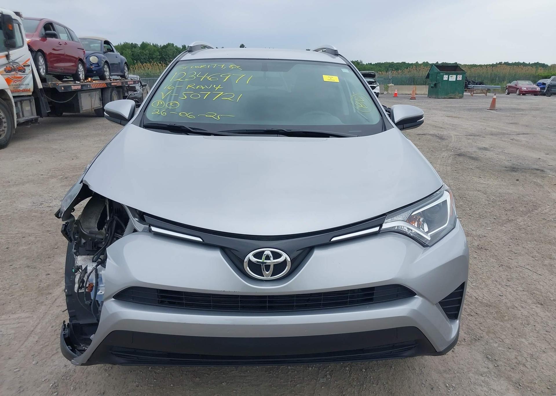 2016 TOYOTA RAV4 LE