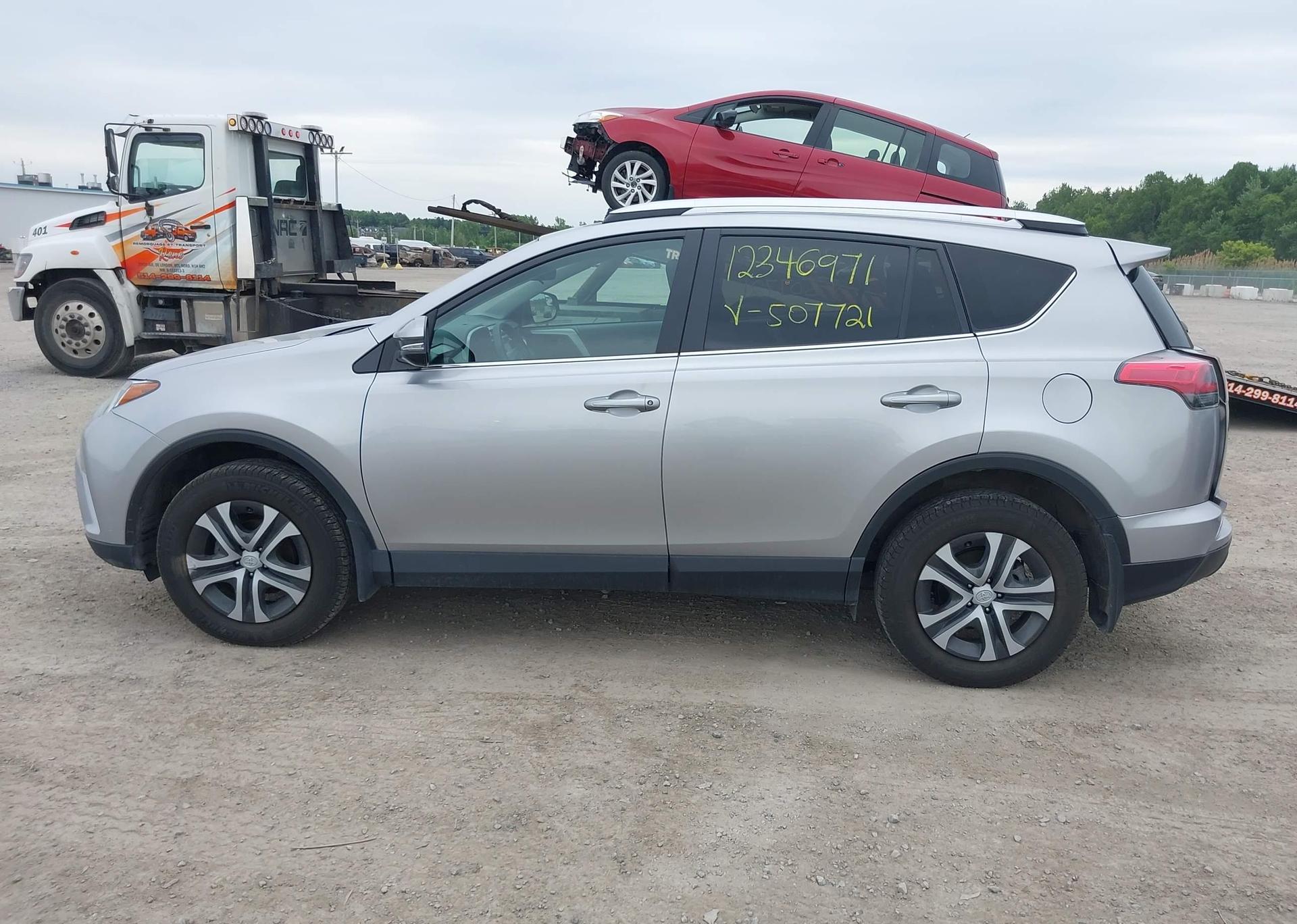 2016 TOYOTA RAV4 LE