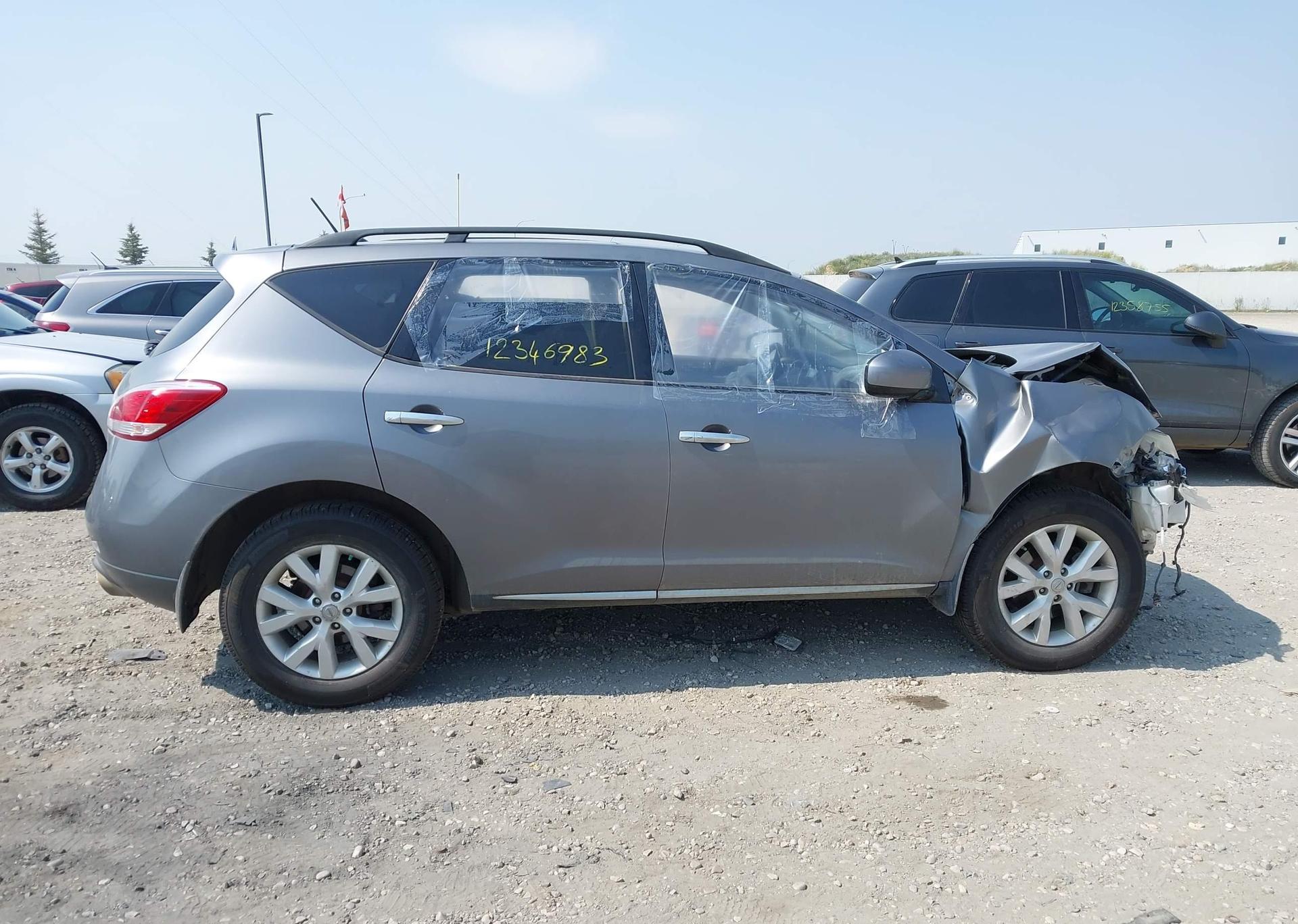 2013 NISSAN MURANO LE