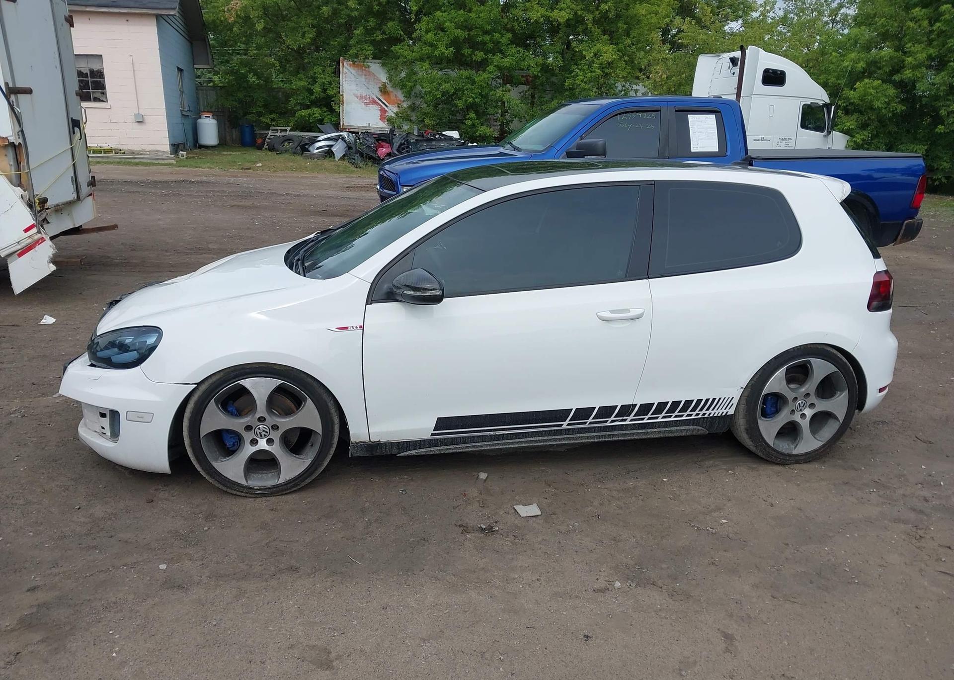2010 VOLKSWAGEN GOLF GTI