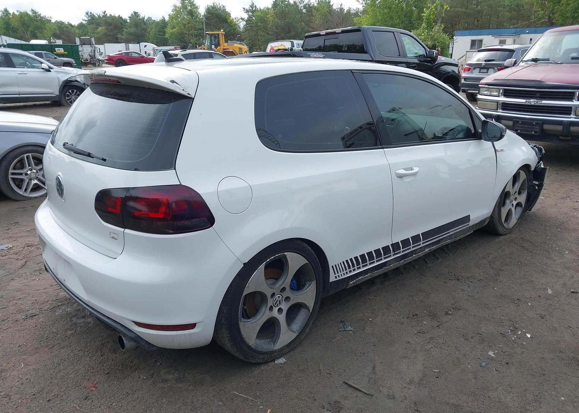 2010 VOLKSWAGEN GOLF GTI