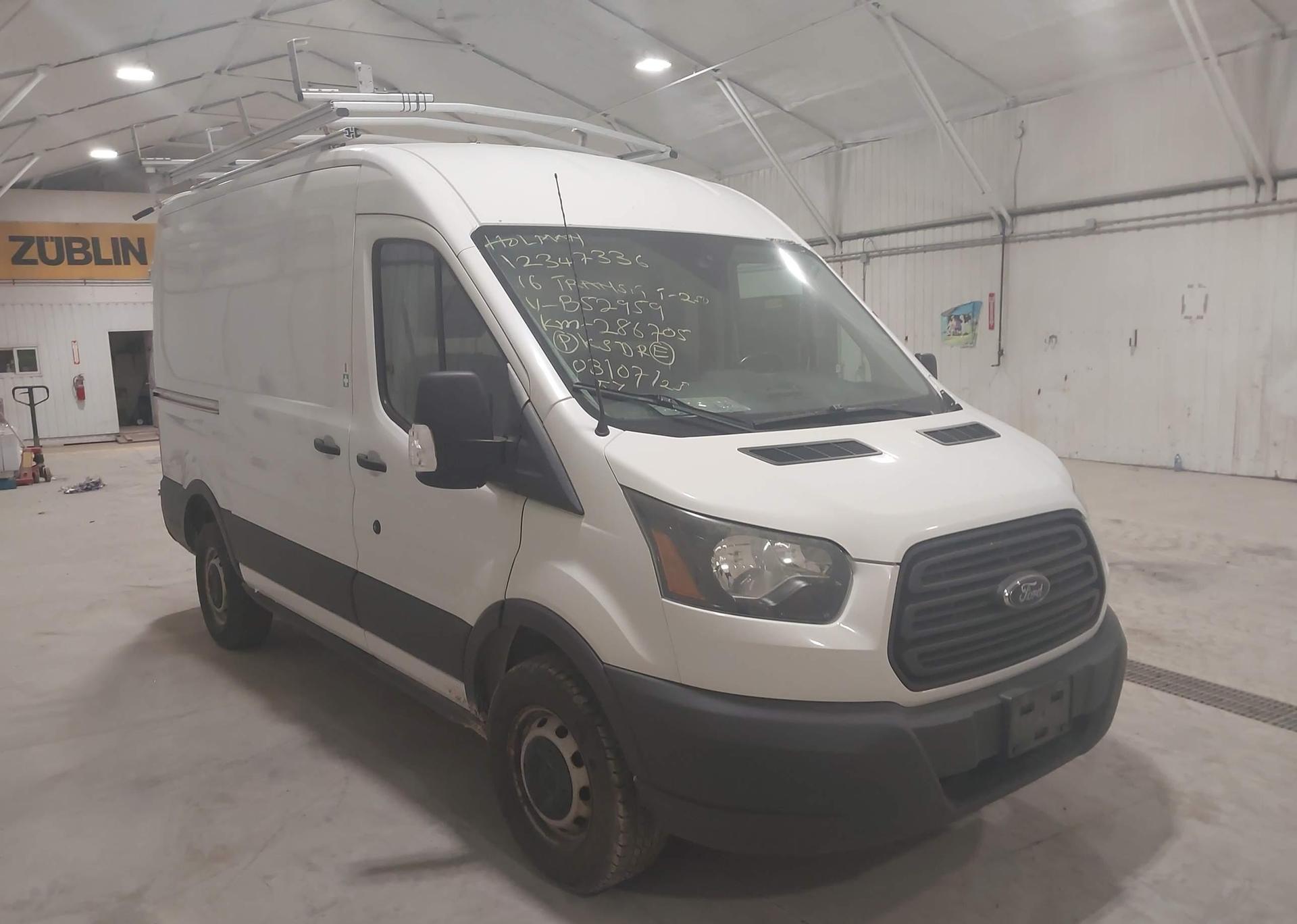 2016 FORD transit t-250