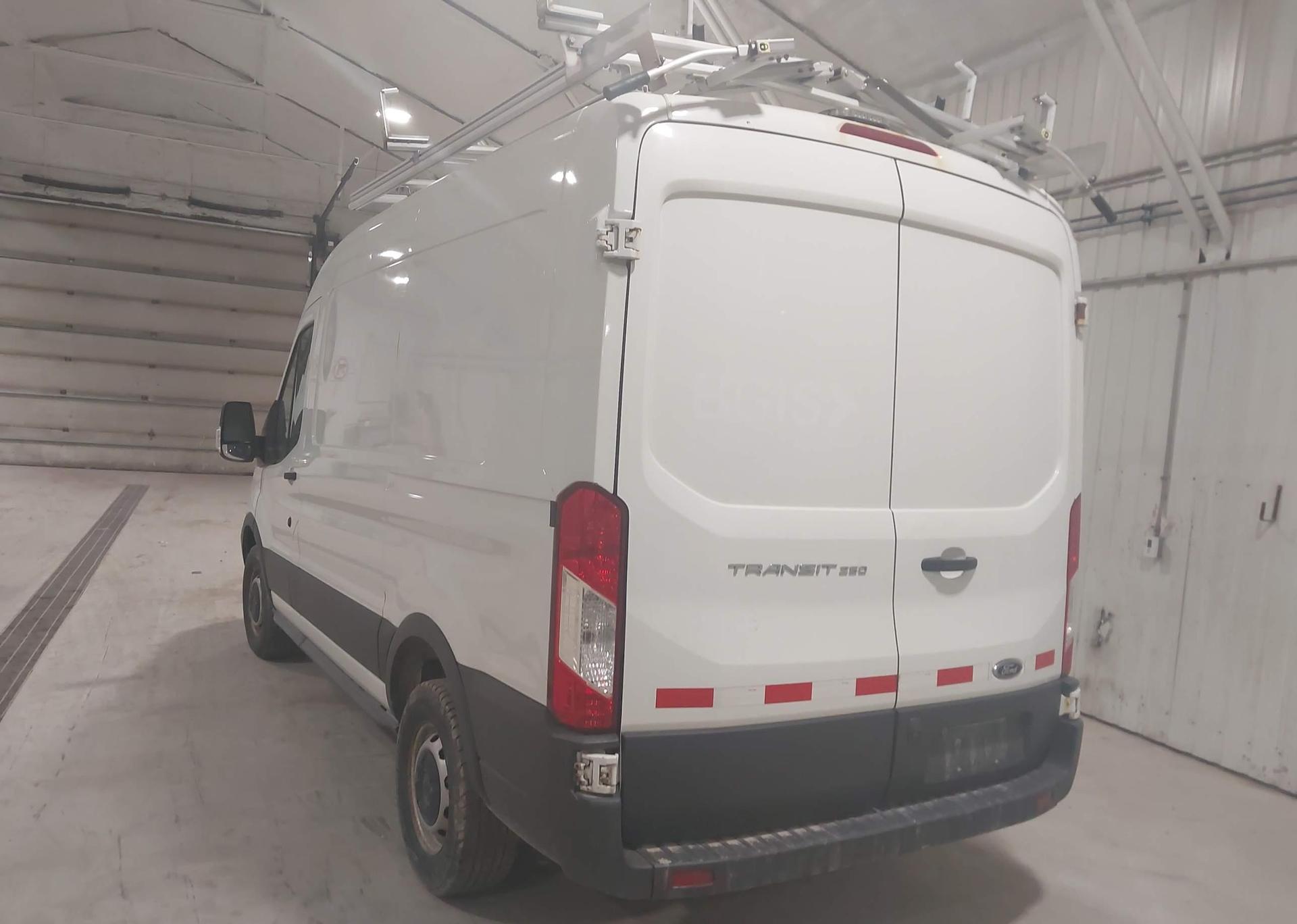 2016 FORD transit t-250