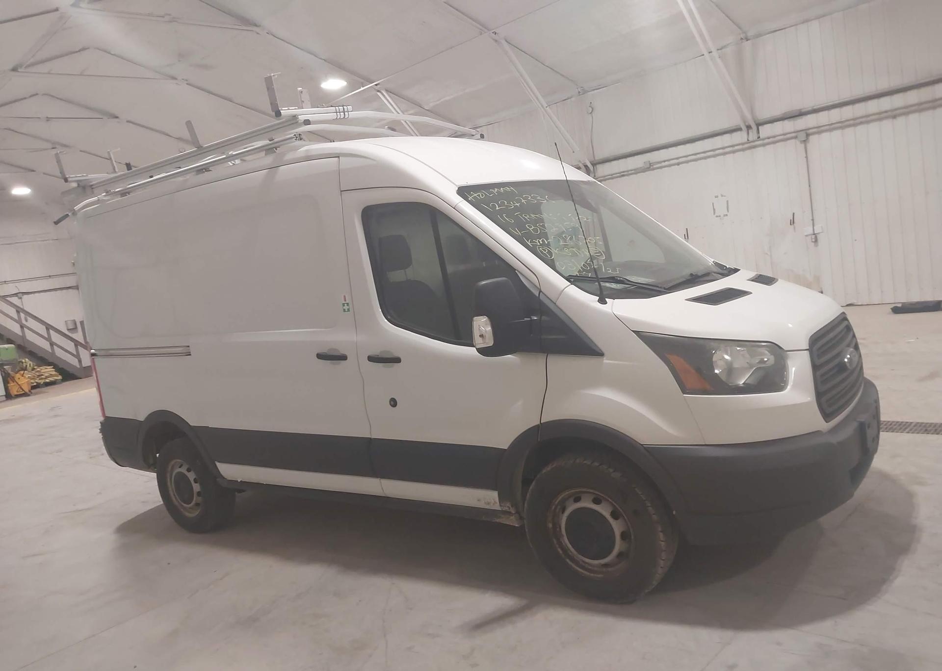 2016 FORD transit t-250