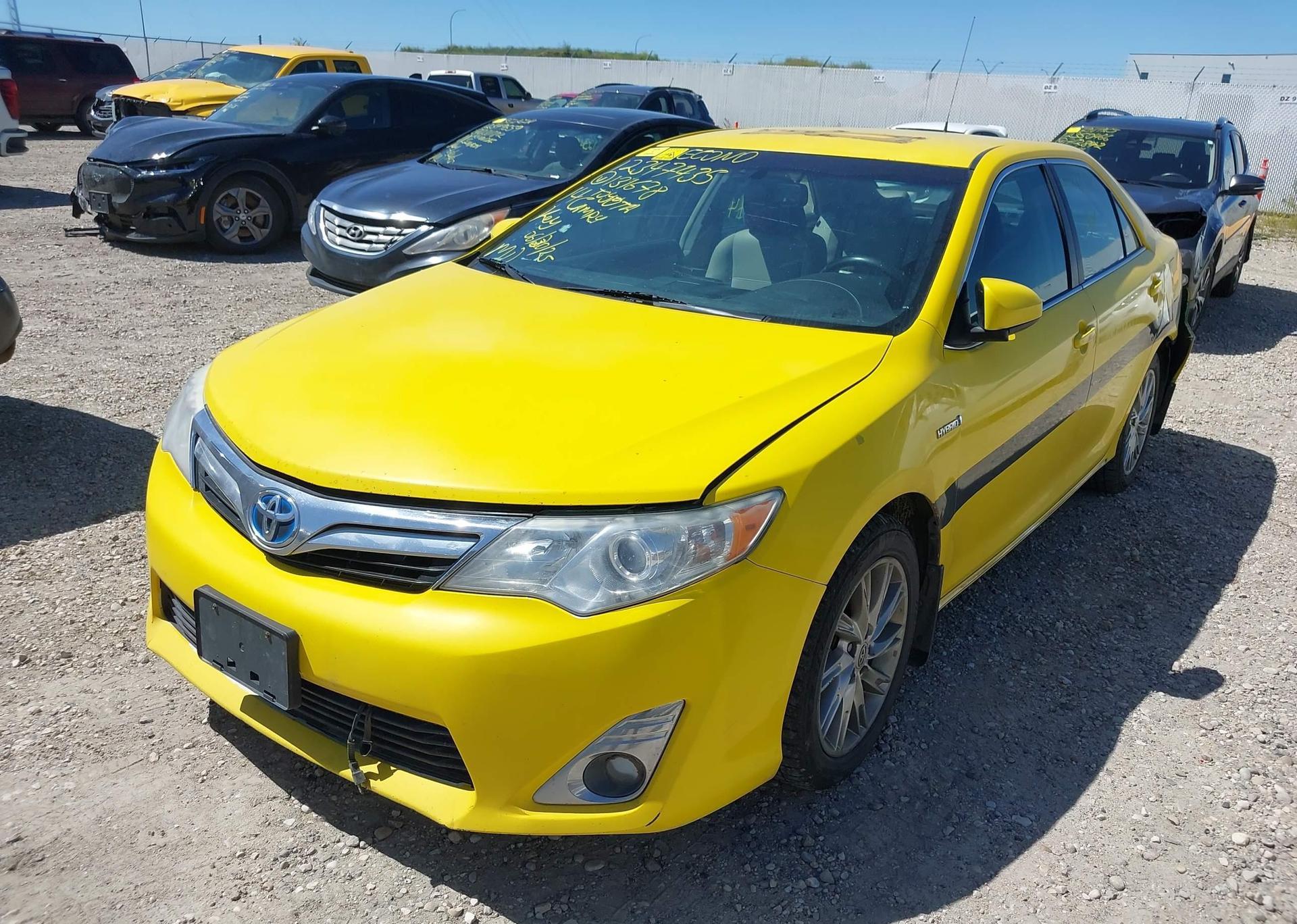 2014 TOYOTA CAMRY HYBRID