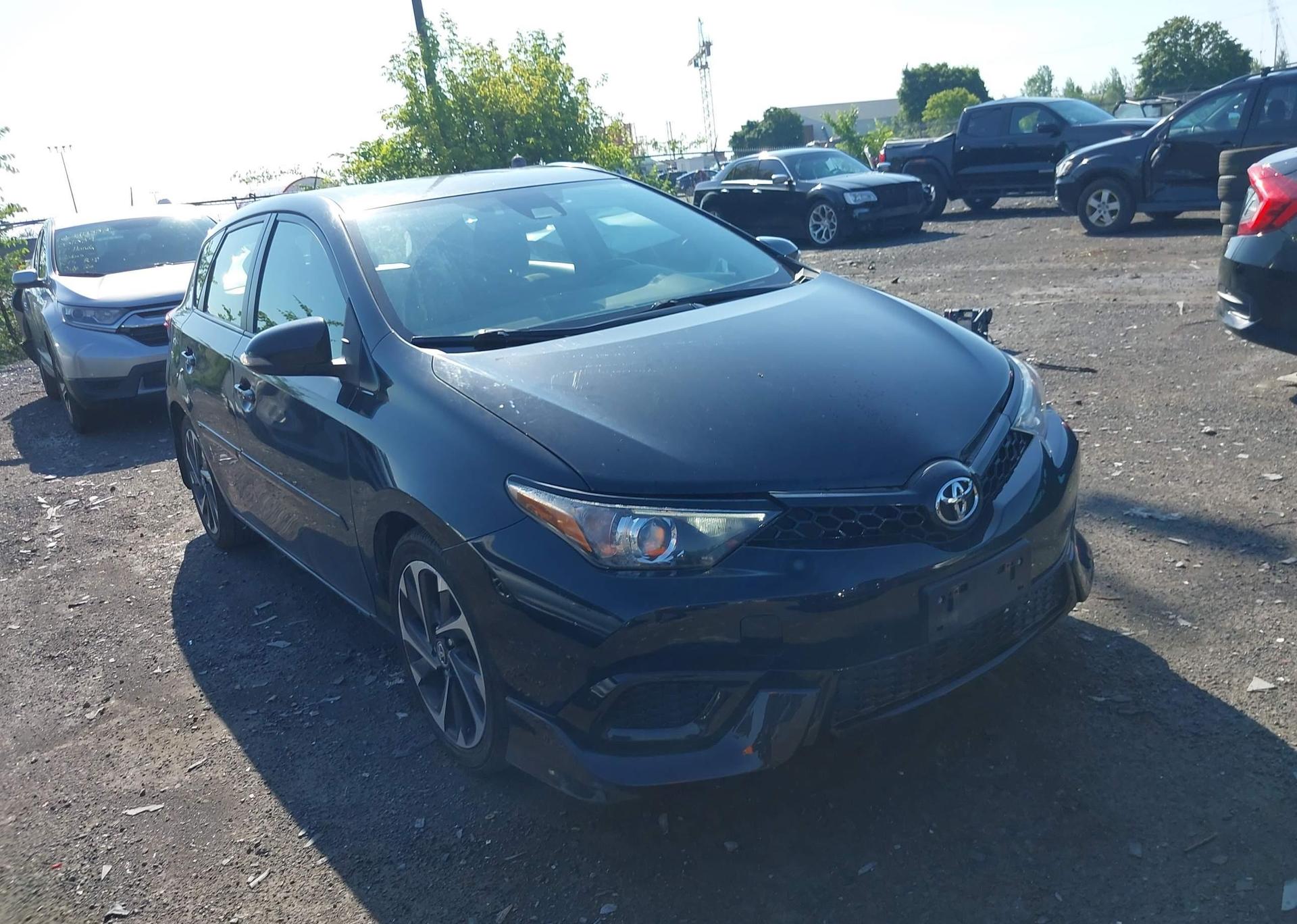 2017 TOYOTA COROLLA iM