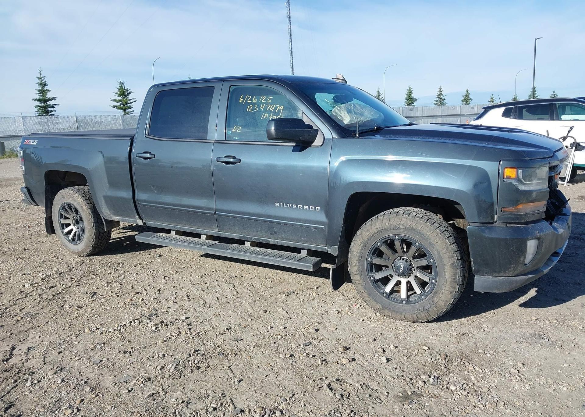 2017 CHEVROLET SILVERADO K1500 LT