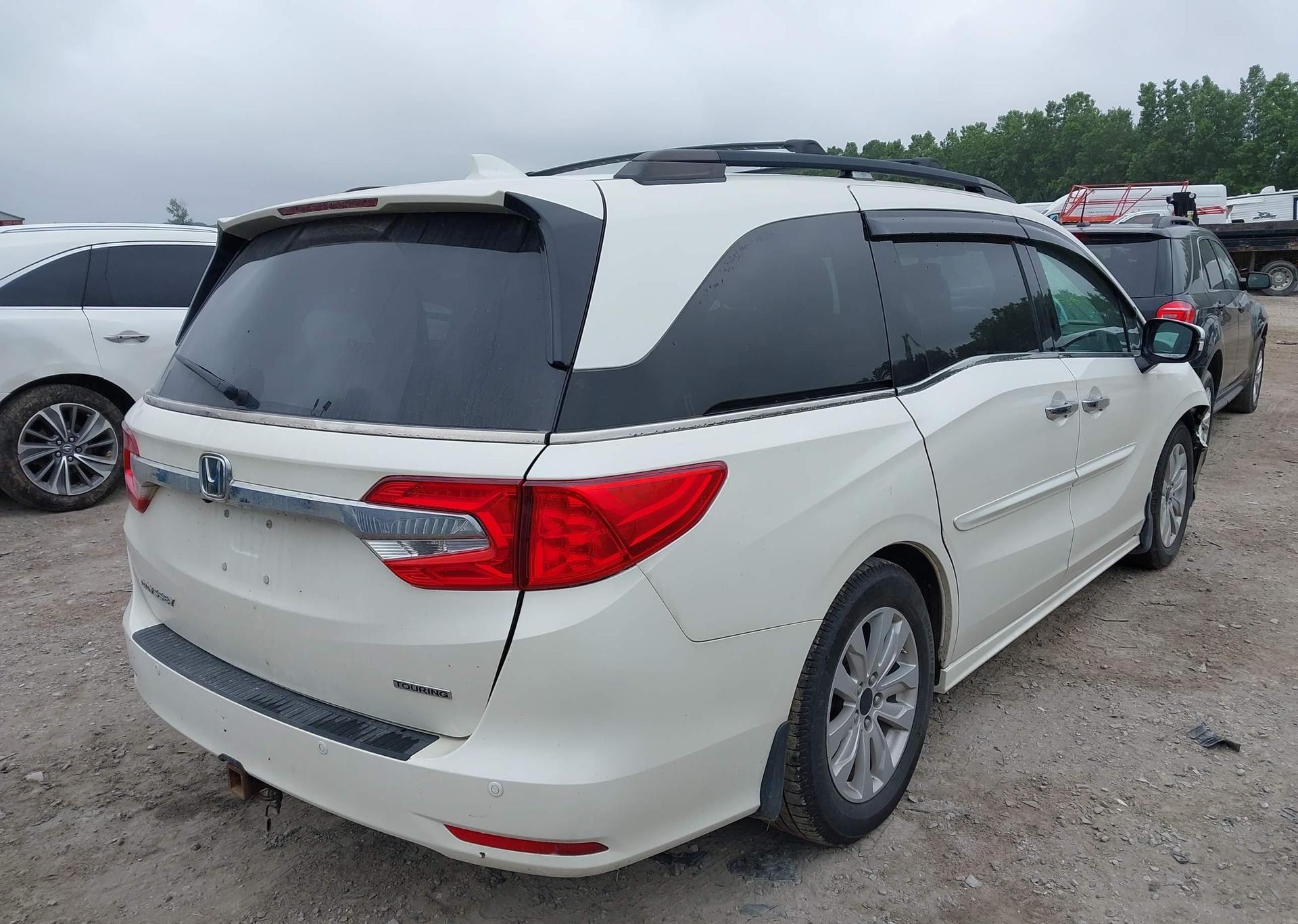 2018 HONDA ODYSSEY TOURING