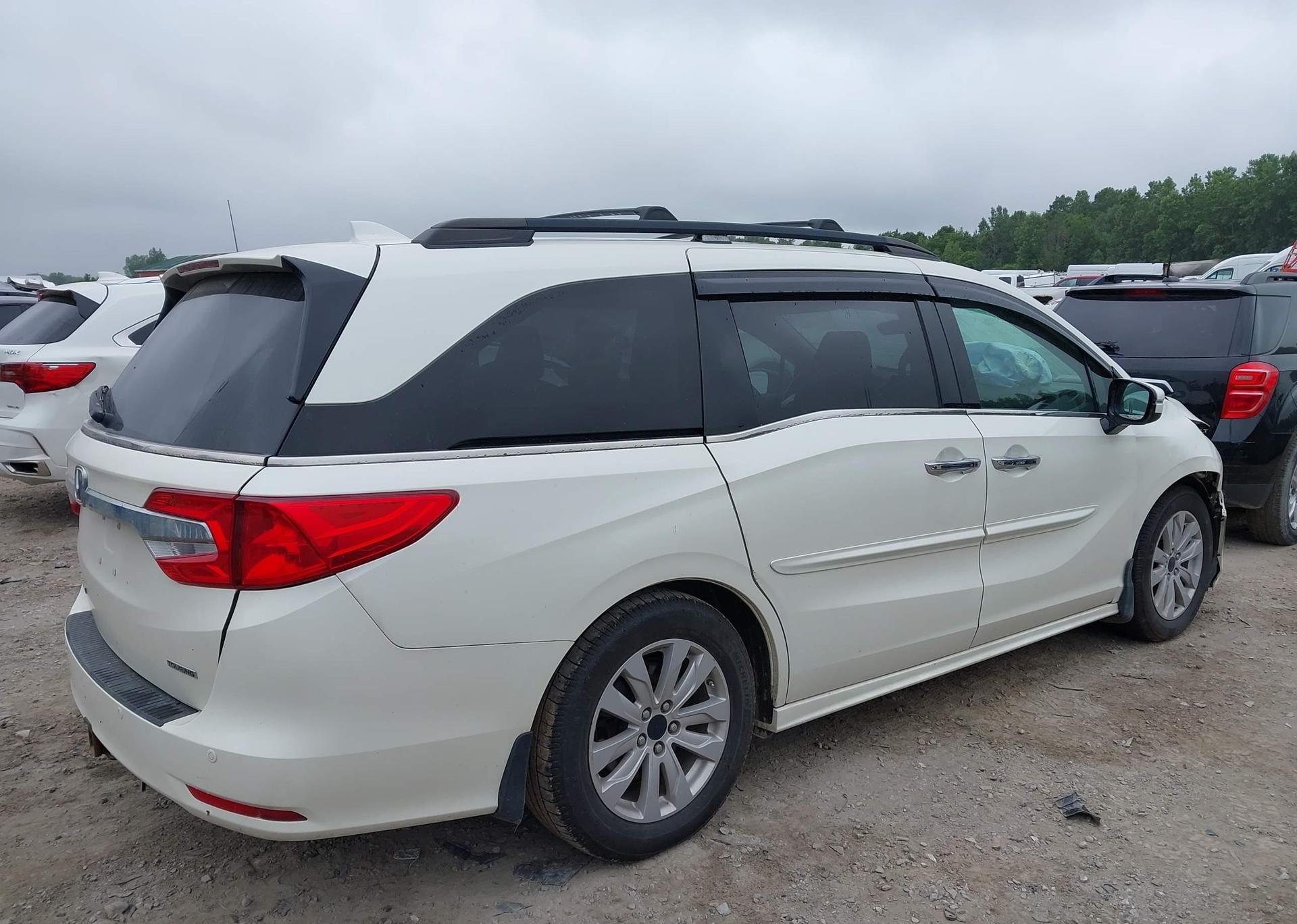 2018 HONDA ODYSSEY TOURING
