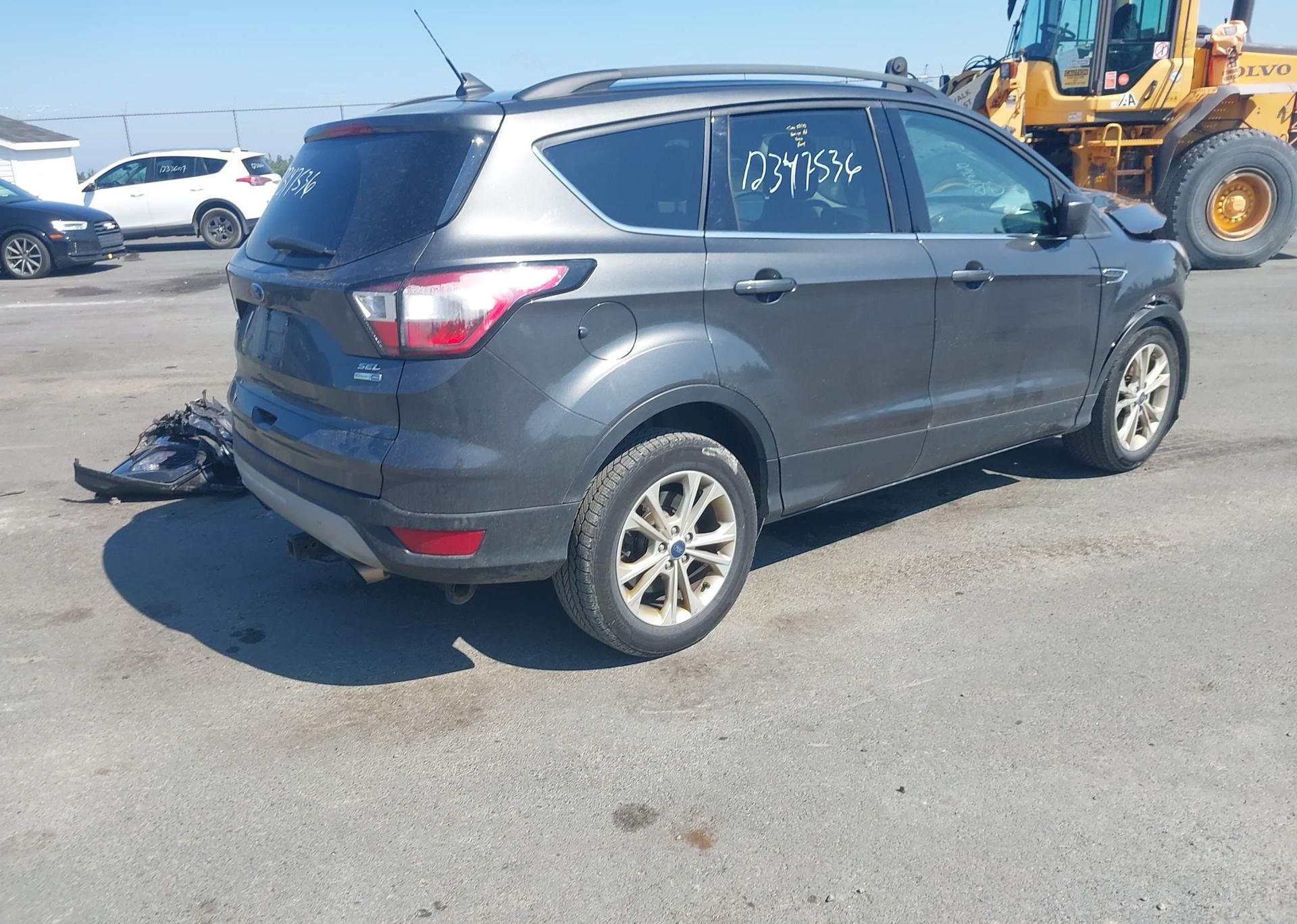 2018 FORD ESCAPE SEL