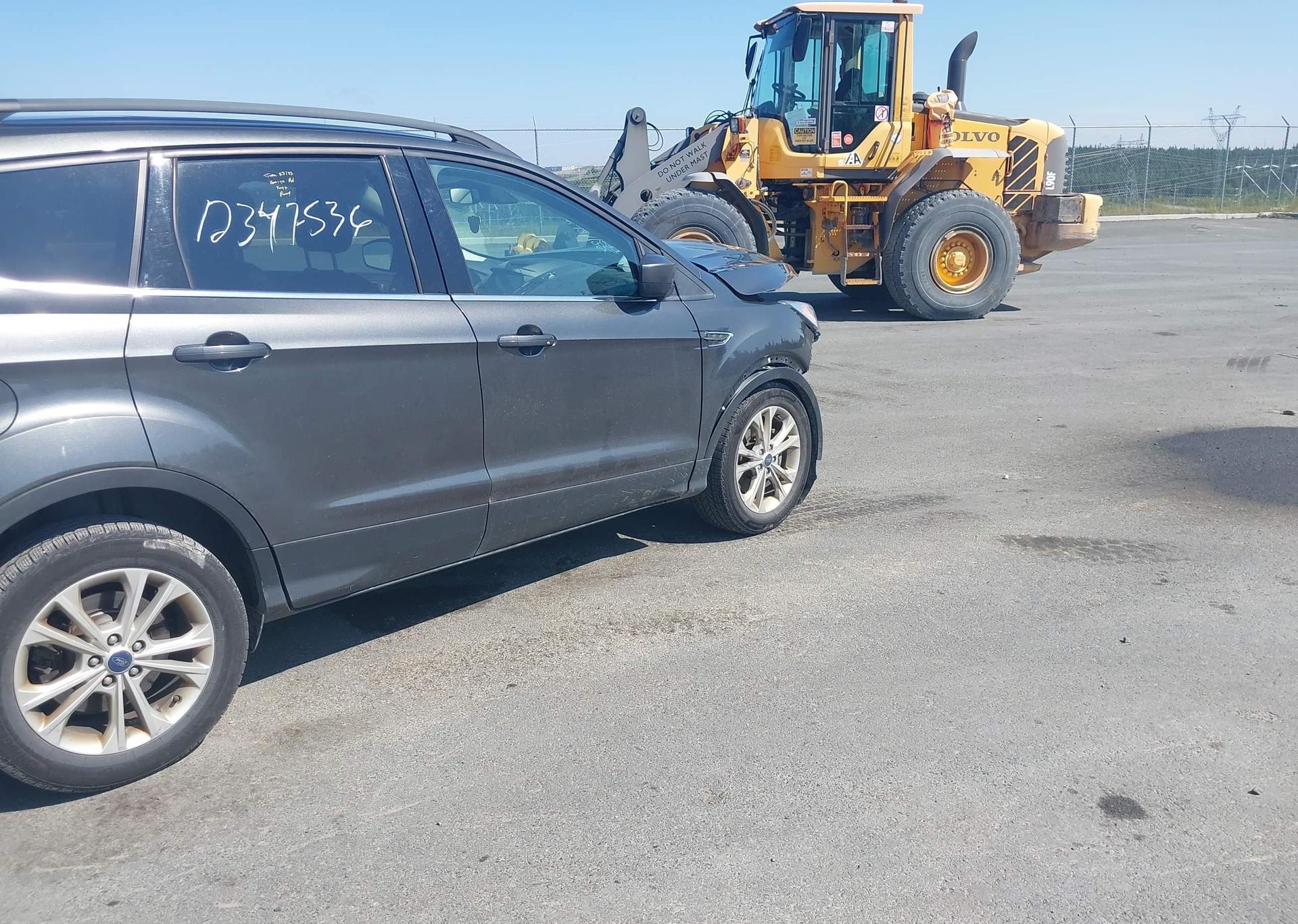 2018 FORD ESCAPE SEL