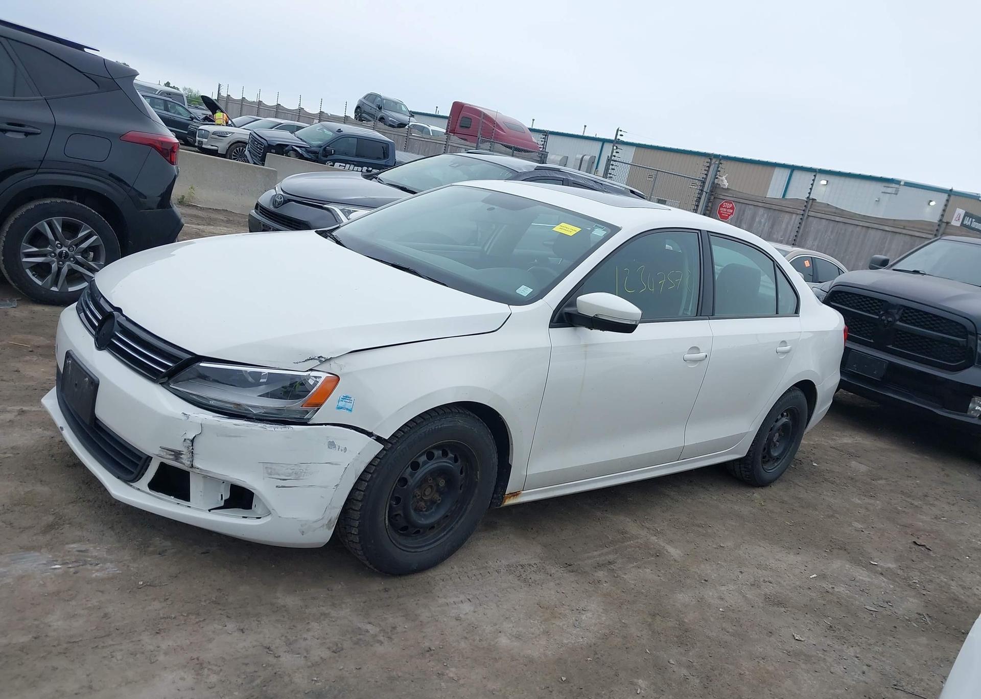 2013 VOLKSWAGEN JETTA 2.0L COMFORTLINE