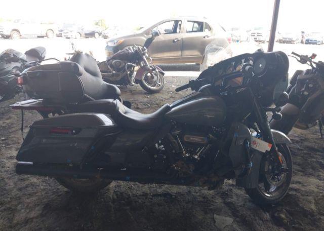 2022 HARLEY-DAVIDSON FLHTK
